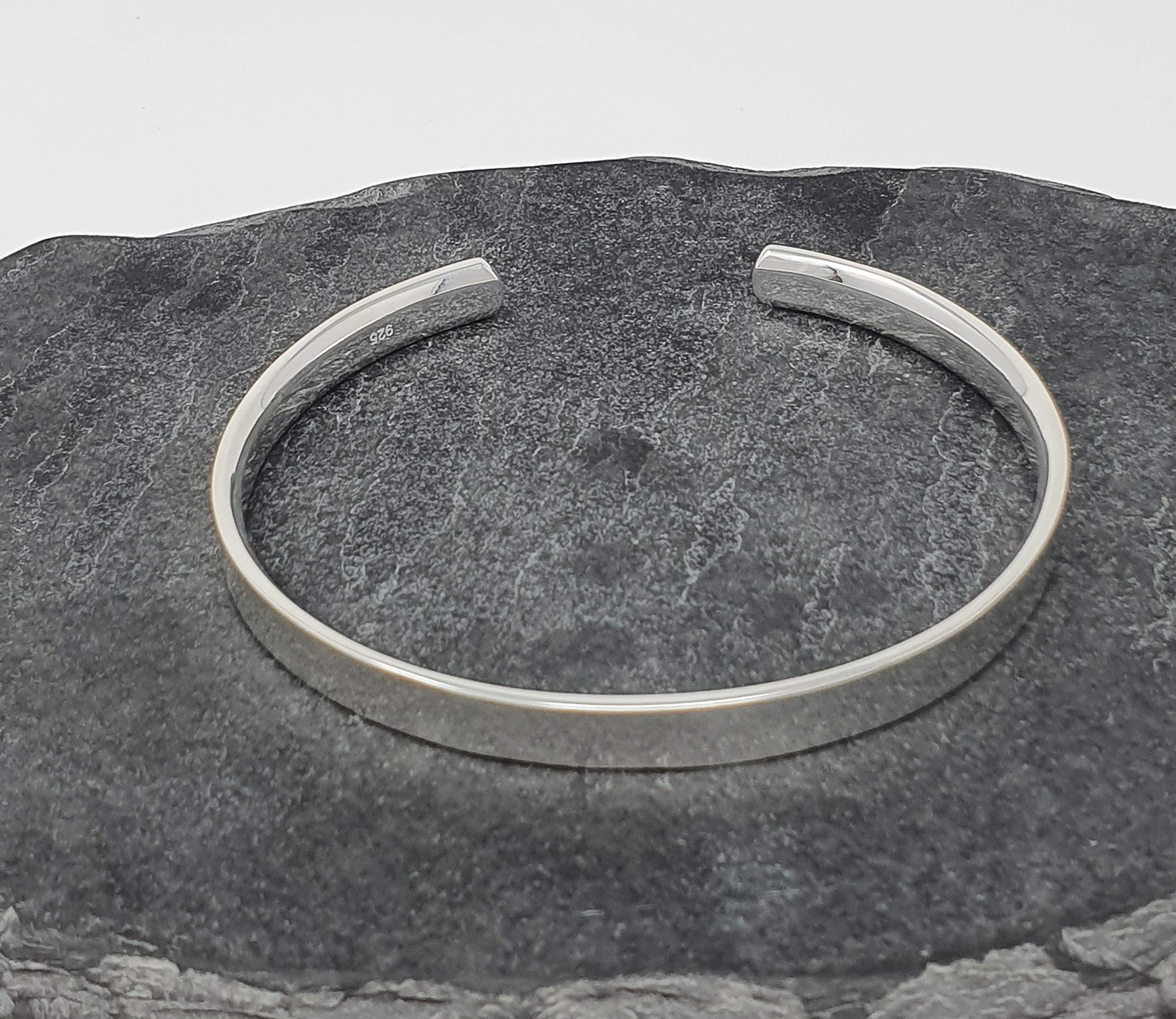 Treasure Bay Men's 925 Sterling Silver Bangle Bracelet - Solid Silver Cuff for Men - Perfect for Gifts, Weddings & Everyday Wear