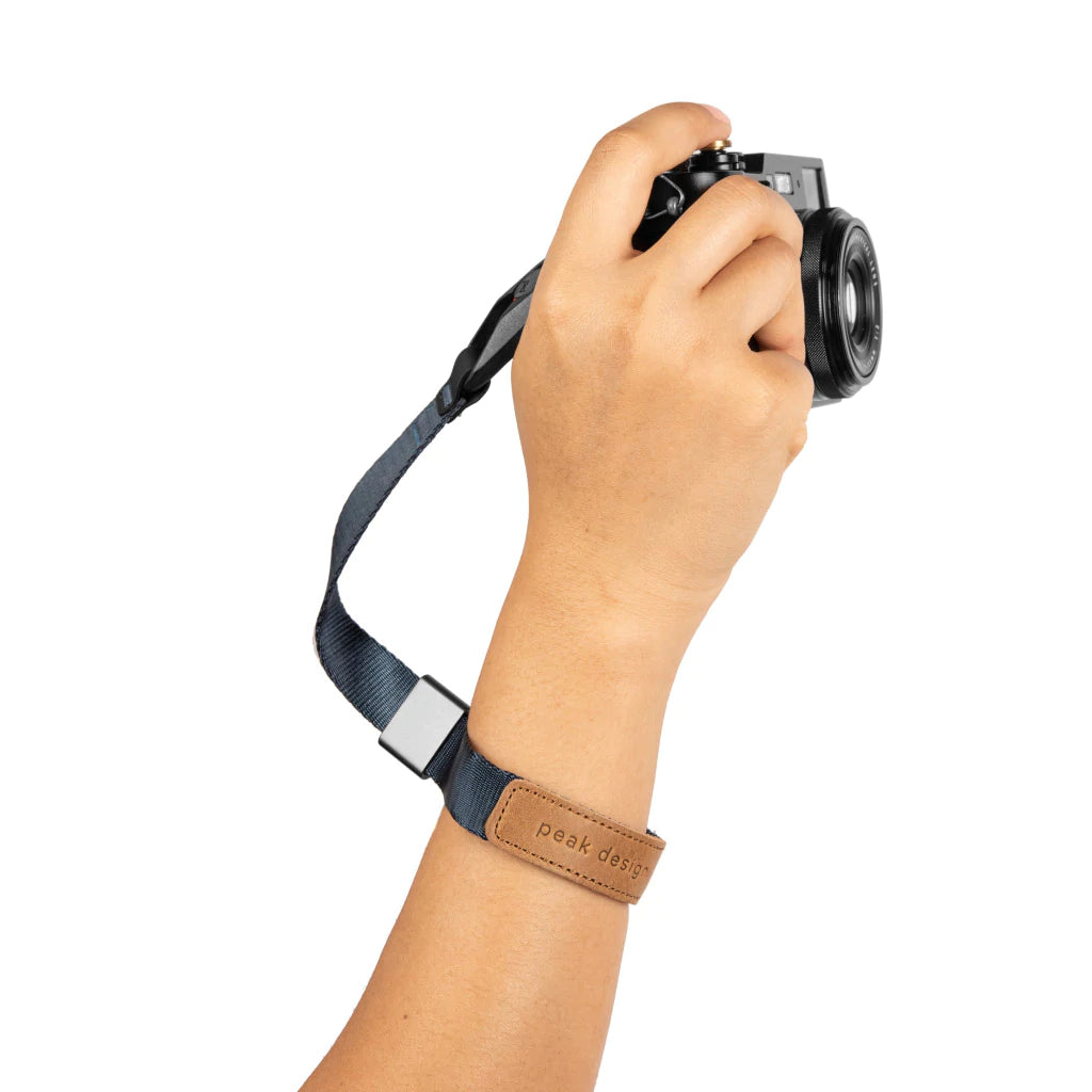 Peak Design Cuff Quick-Release Camera Wrist Strap - Secure & Comfortable Hand Strap for DSLR/Mirrorless Cameras (Midnight) - Perfect for Travel, Hiking & Outdoor Photography