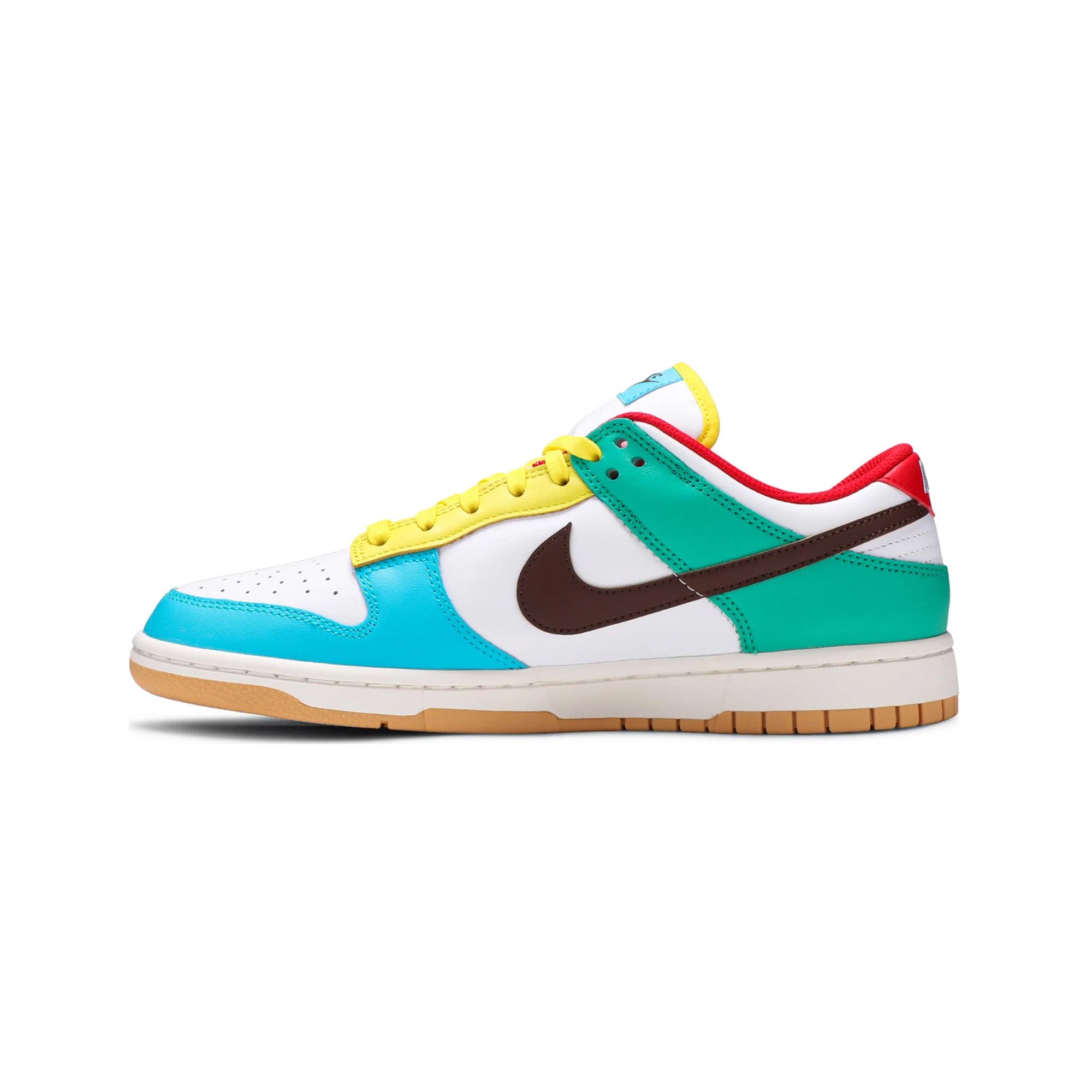 Nike Dunk Low SE 'Free 99 White' Sneakers - Men's/Women's Casual Basketball Shoes for Streetwear & Everyday Fashion