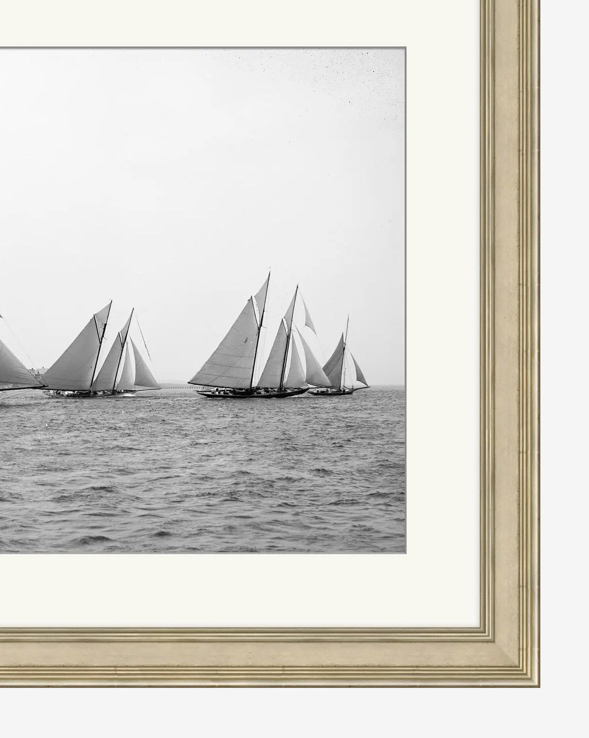 Sailing No 3 - Premium Sailing Gear & Equipment for Boating Enthusiasts | Perfect for Yachting, Cruising & Marine Adventures