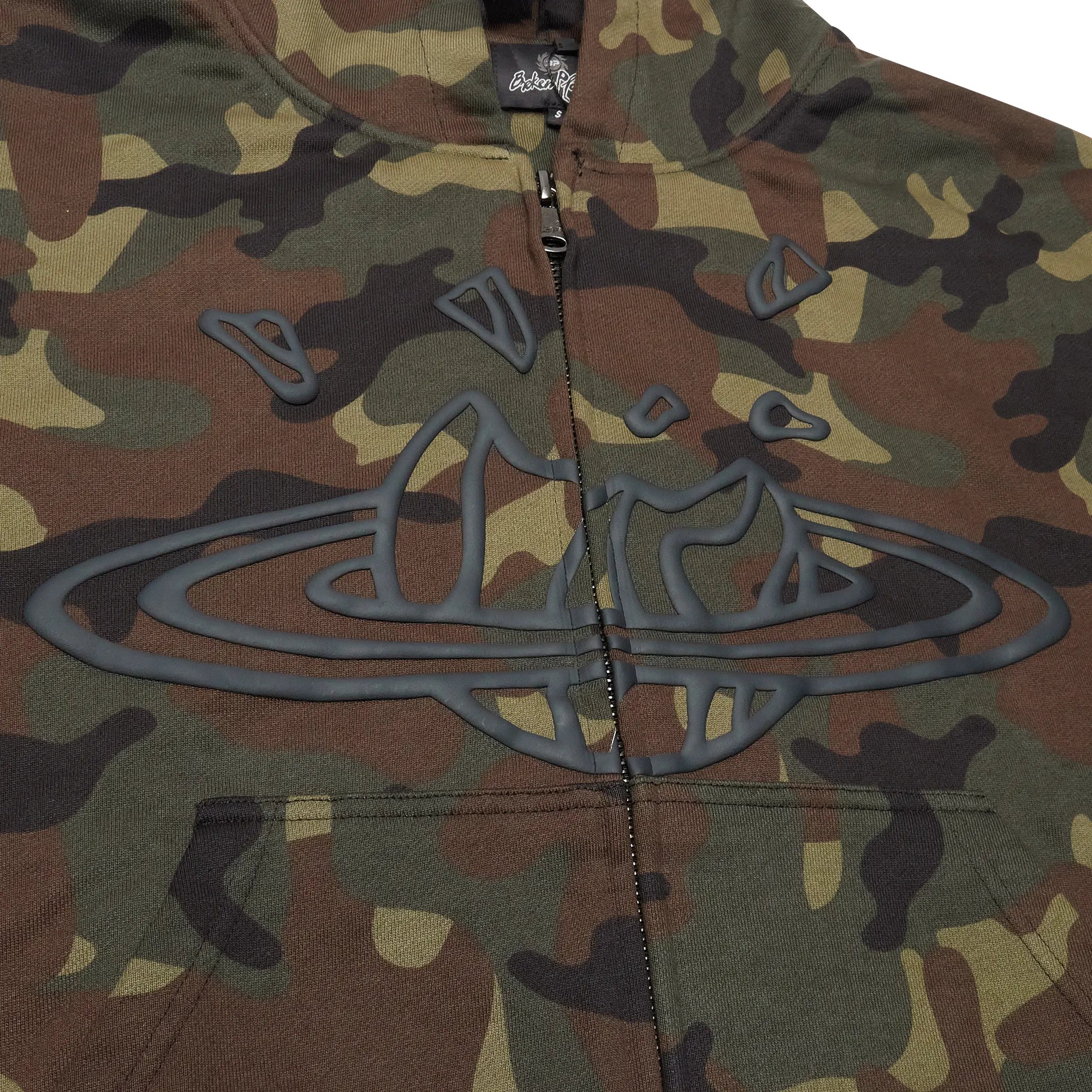 Broken Planet Camo Green Zip-Up Hoodie for Men & Women | Streetwear Fashion, Casual Wear, Outdoor Activities
