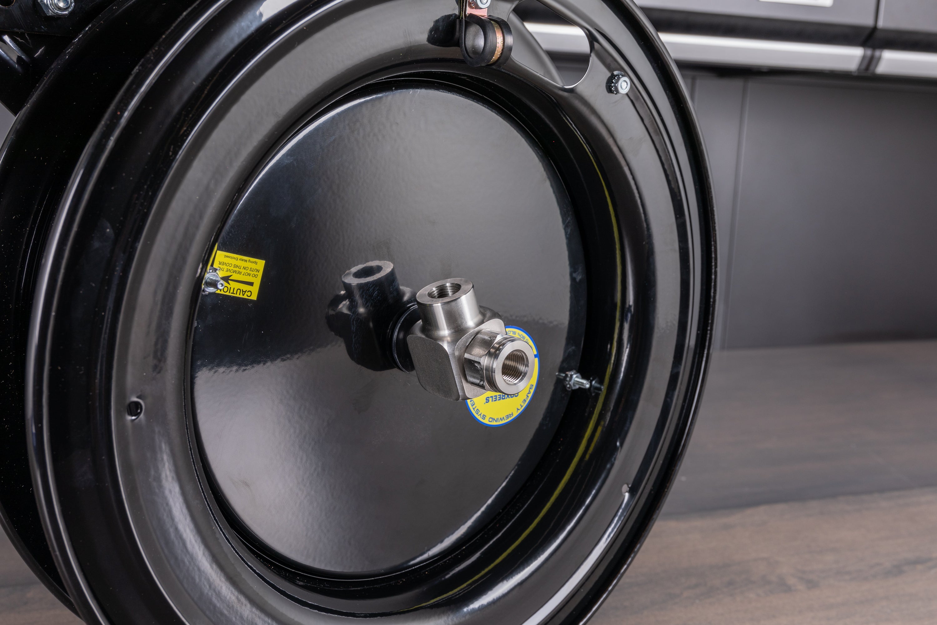 Heavy Duty Compressed Air Hose Reel Kit with 50ft Retractable Hose - Perfect for Garage, Workshop & Industrial Air Tool Use