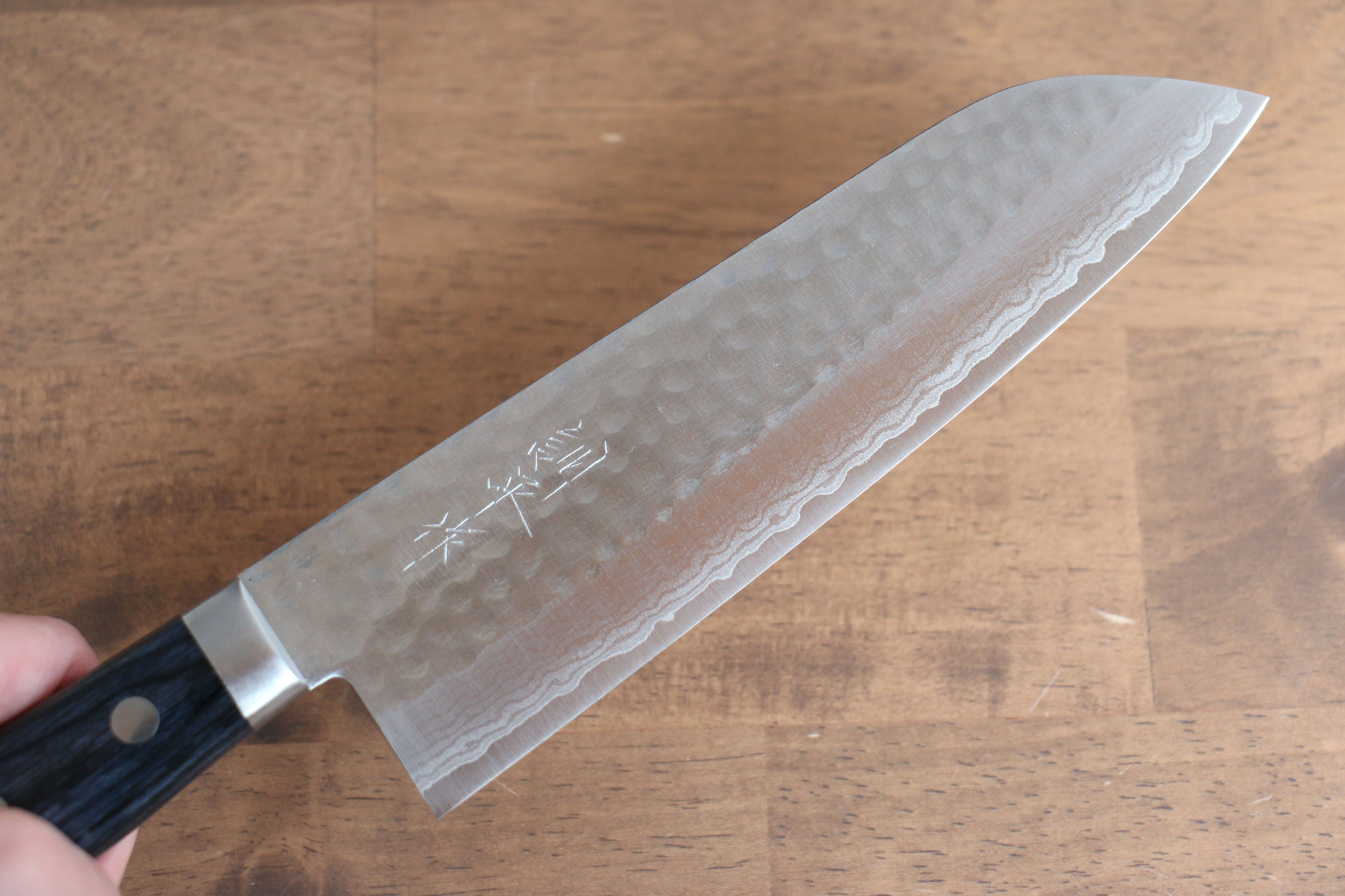 Premium Kunihira Kokuryu VG10 Hammered Damascus Santoku Knife 170mm - Navy Blue Pakkawood Handle - Japanese Kitchen Knife for Slicing, Dicing & Chopping Vegetables, Meat & Fish