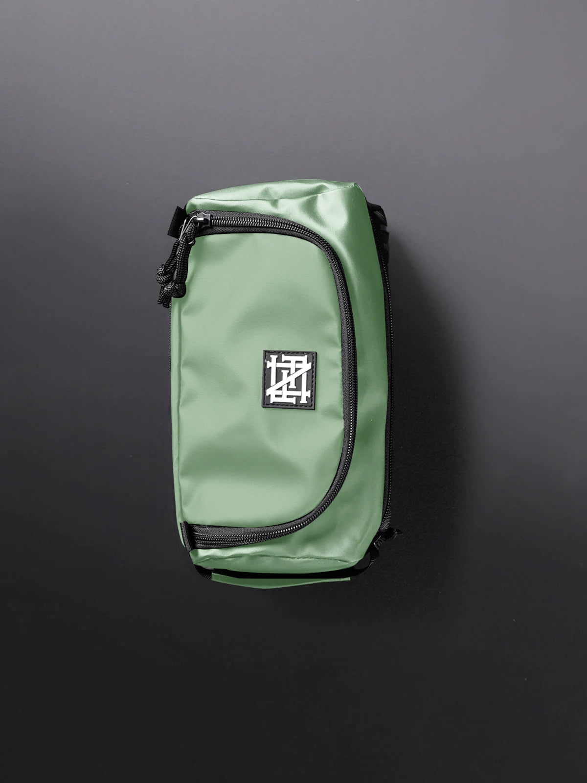Momentum 2.5L Waterproof Toiletry Bag for Travel - Green | Compact Cosmetic Organizer for Toiletries, Makeup & Shampoo | Perfect for Camping, Gym & Weekend Getaways