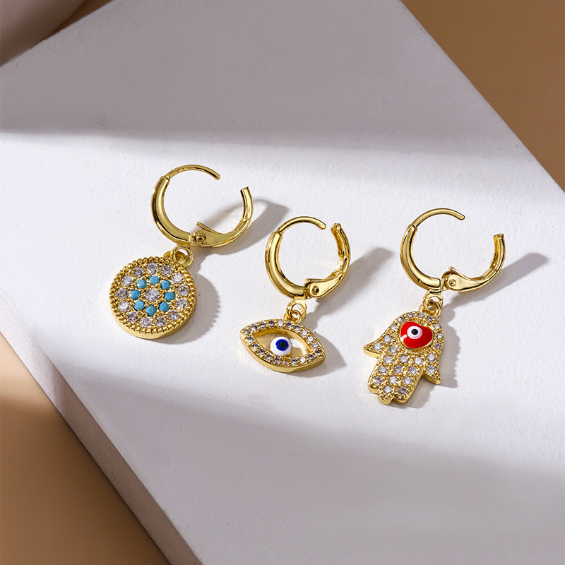 18K Gold Cartilage Huggie Hoop Earrings with Evil Eye & Heart Charm - Bohemian Style Dainty Earrings for Women | Perfect for Everyday Wear, Parties & Gifts