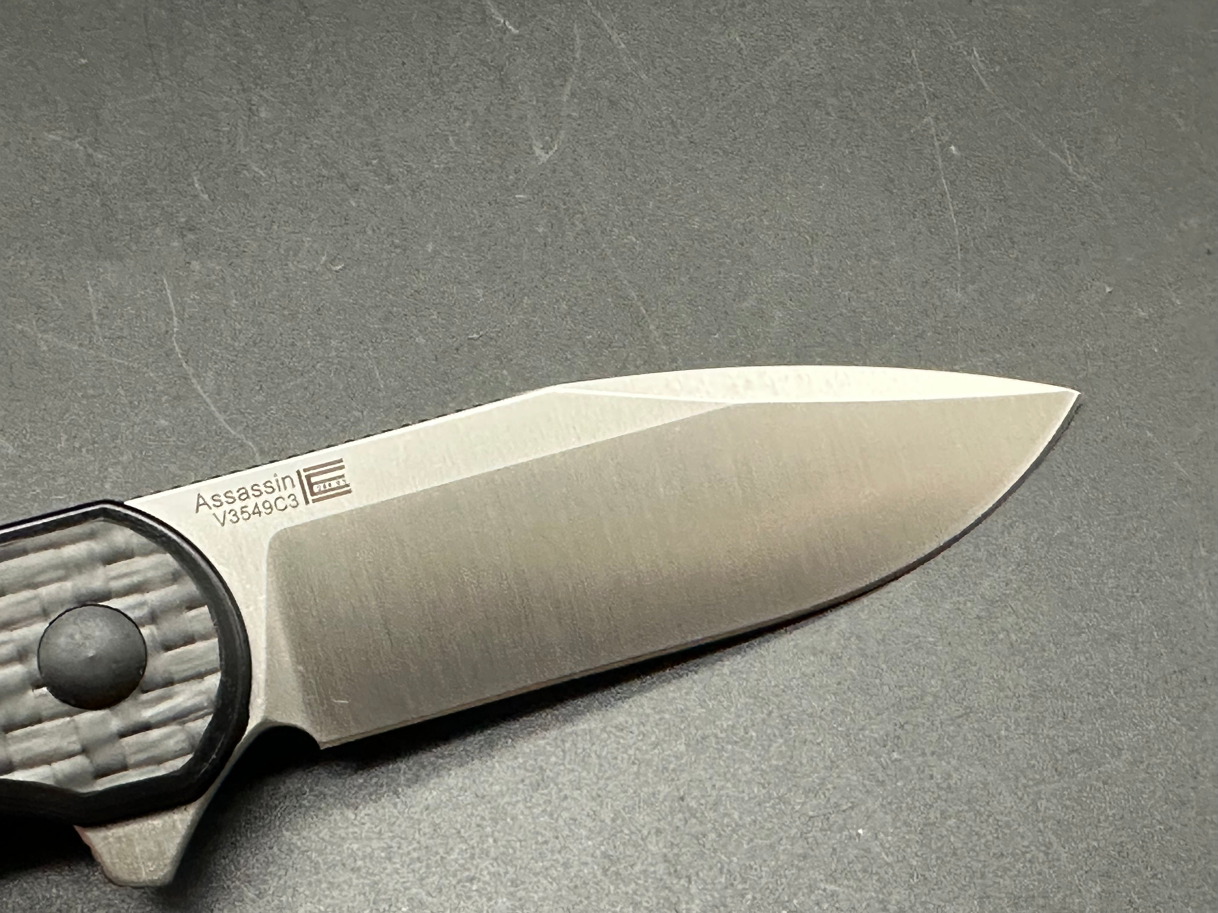 KIZER ASSASSIN Folding Pocket Knife - Black Carbon Fiber/G10 Handle with 154CM Steel Blade - EDC, Outdoor, Camping & Survival Tool