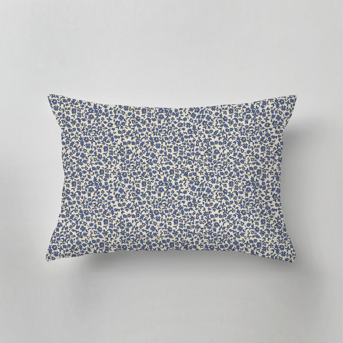 Ditsy Daisy Floral Print Indoor Decorative Pillow - Soft & Stylish Throw Pillow for Sofa, Bed, Couch - Perfect for Living Room, Bedroom, Nursery Decor