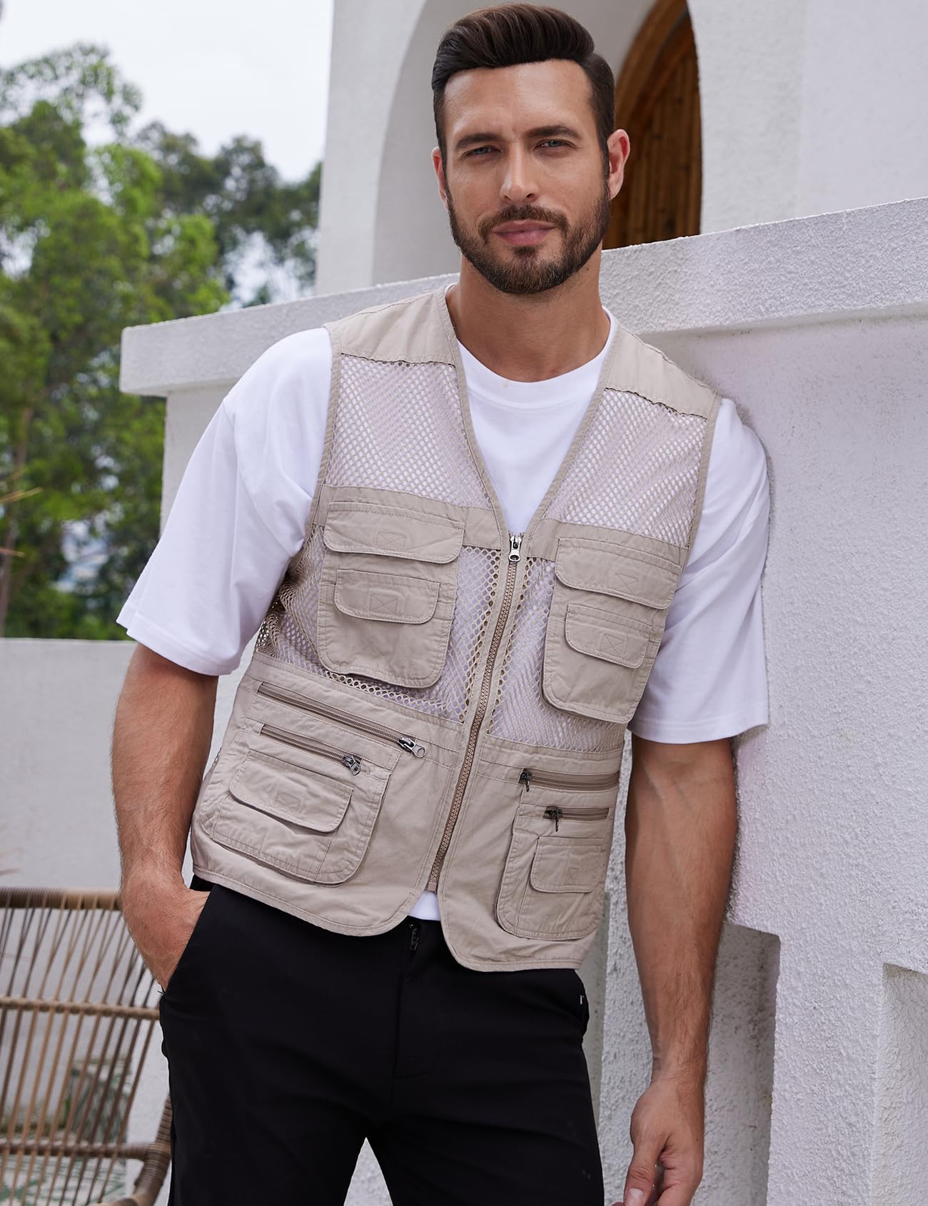 Gihuo Men's Utility Vest - Lightweight Fishing & Safari Vest with Multiple Pockets for Outdoor Adventures, Summer Travel, and Casual Wear