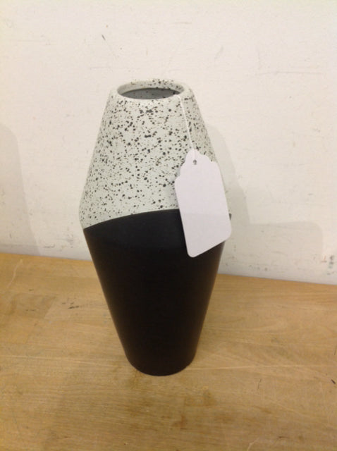 12 Inch Black & White Ceramic Vase for Home Decor, Wedding Centerpiece & Modern Interior Design