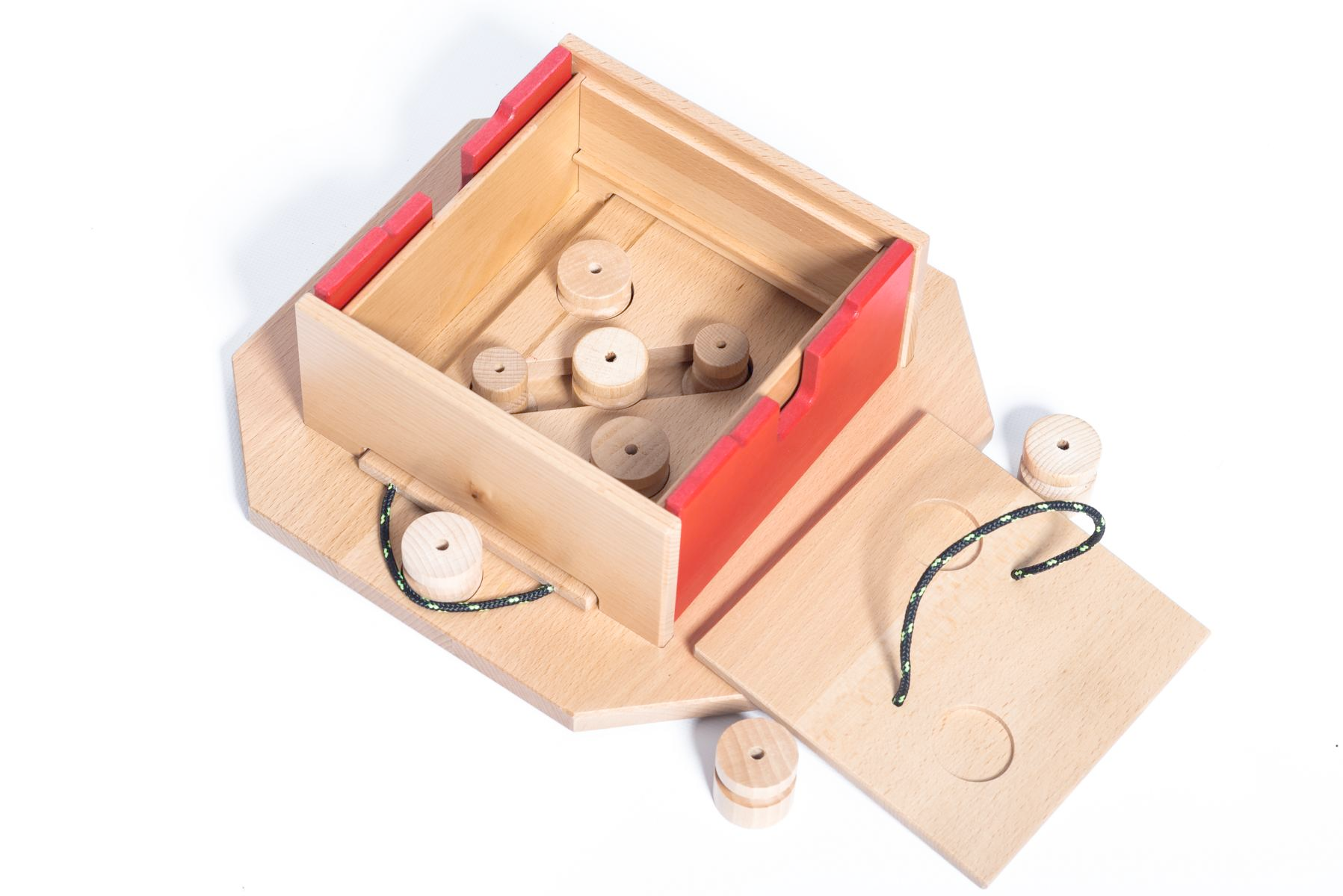 Interactive Puzzle Game for Dogs and Cats - Swiss Qube Pet Toy for Mental Stimulation & Treat Dispensing - Perfect for Boredom Relief & Training at Home