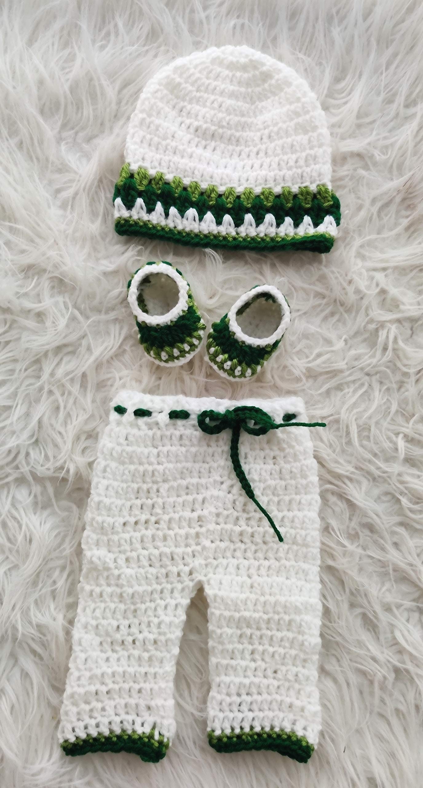 St. Patrick's Day Outfit for Babies - Leprechaun Sweater & Irish Cardigan Set with Pants | Unisex Green Holiday Costume for Infants & Toddlers | Perfect for St. Patty's Day Celebrations, Irish-Themed Parties & Photo Shoots