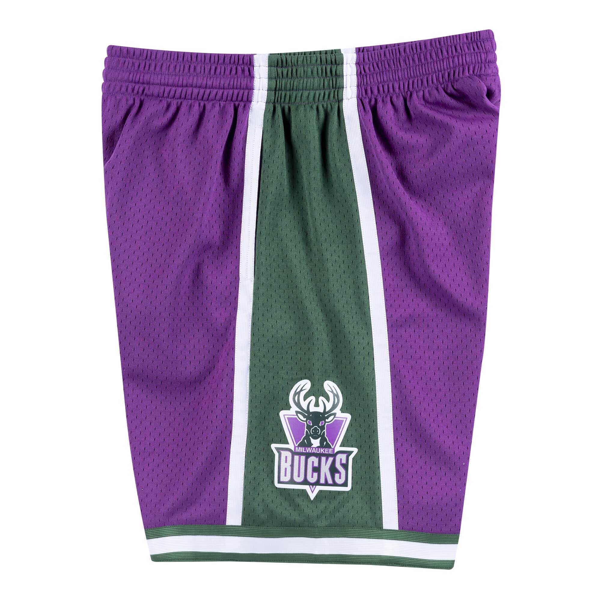 Milwaukee Bucks 2000-01 Authentic NBA Swingman Shorts for Men - Basketball Game, Gym Workout & Casual Wear