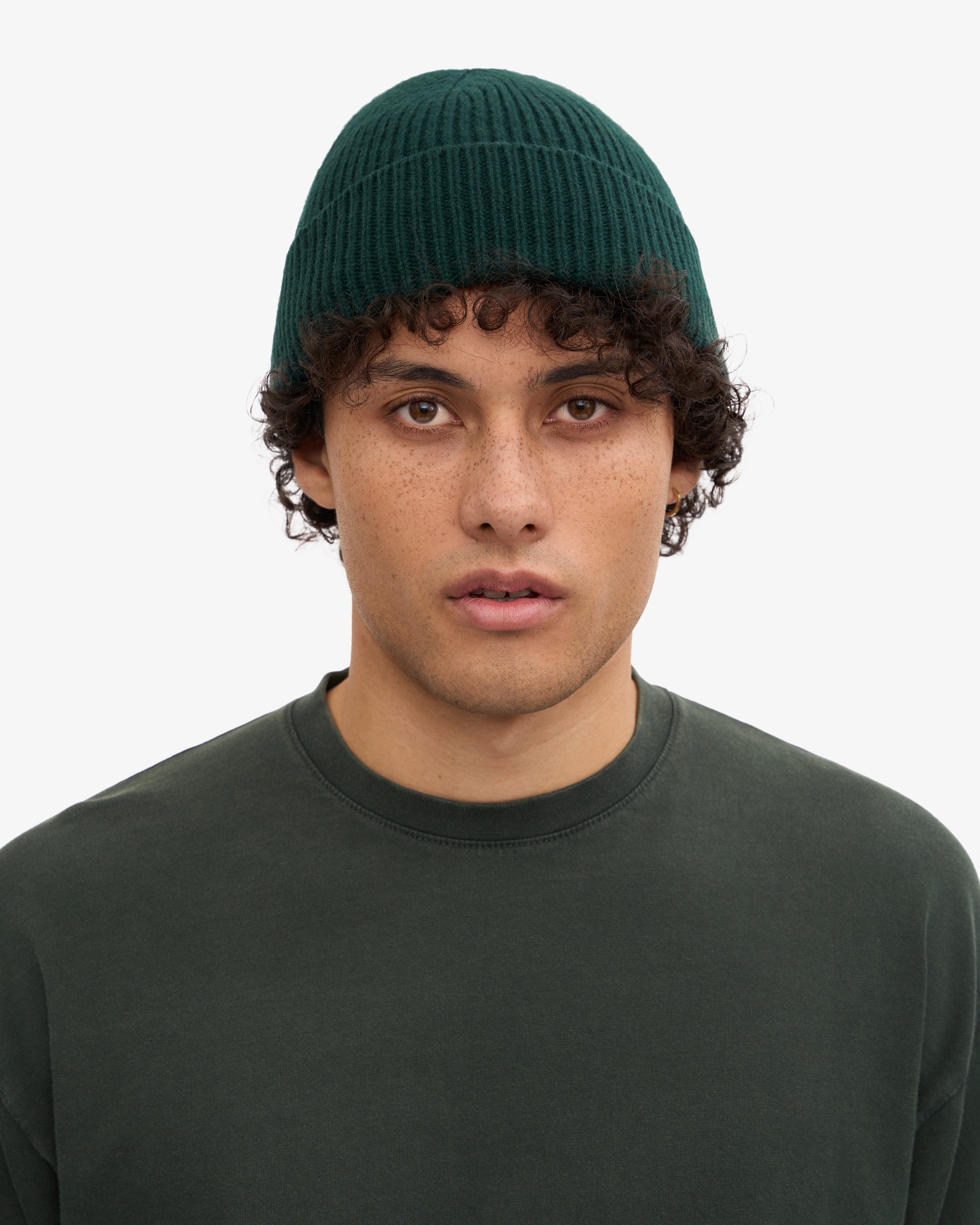 Premium Merino Wool Beanie for Men & Women - Soft Warm Winter Hat in Emerald Green - Perfect for Skiing, Hiking & Outdoor Activities