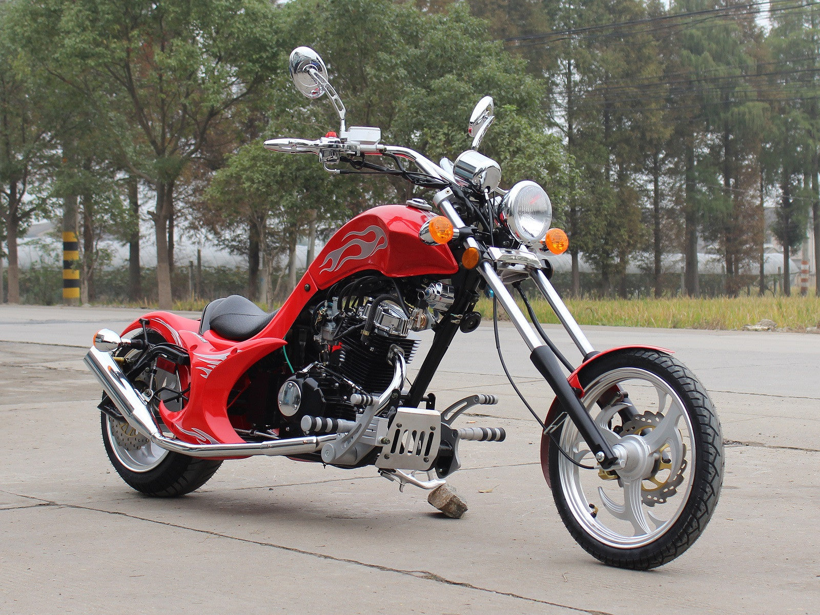 Venom Villain 250cc Chopper Motorcycle - 5-Speed Manual Transmission for Cruising & Adventure Riding