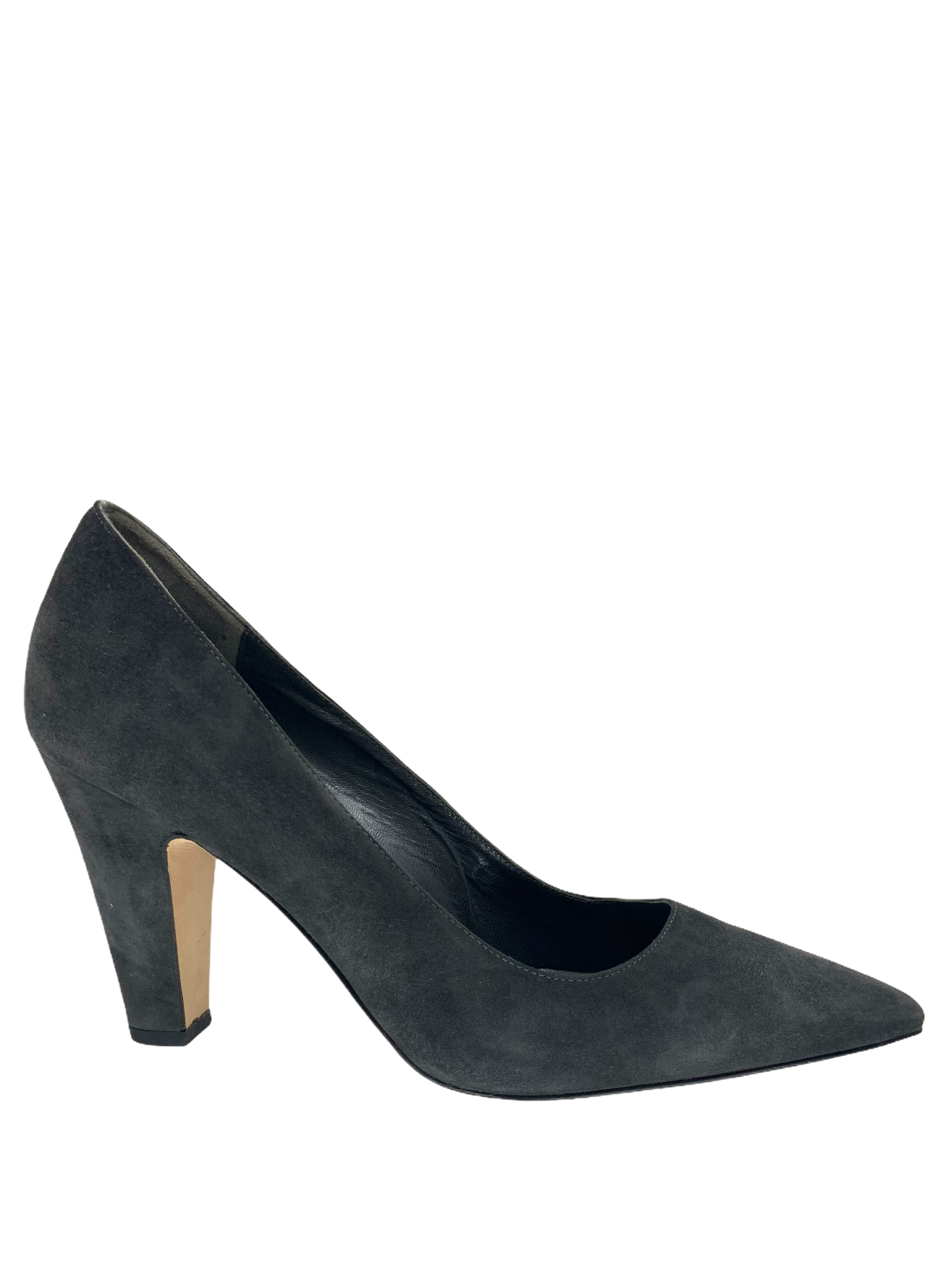 Manolo Blahnik Alba Suede Block Heel Pumps Women's Size 8.5 | Comfortable Office & Wedding Shoes for Women | Perfect for Business Attire, Cocktail Parties & Special Occasions