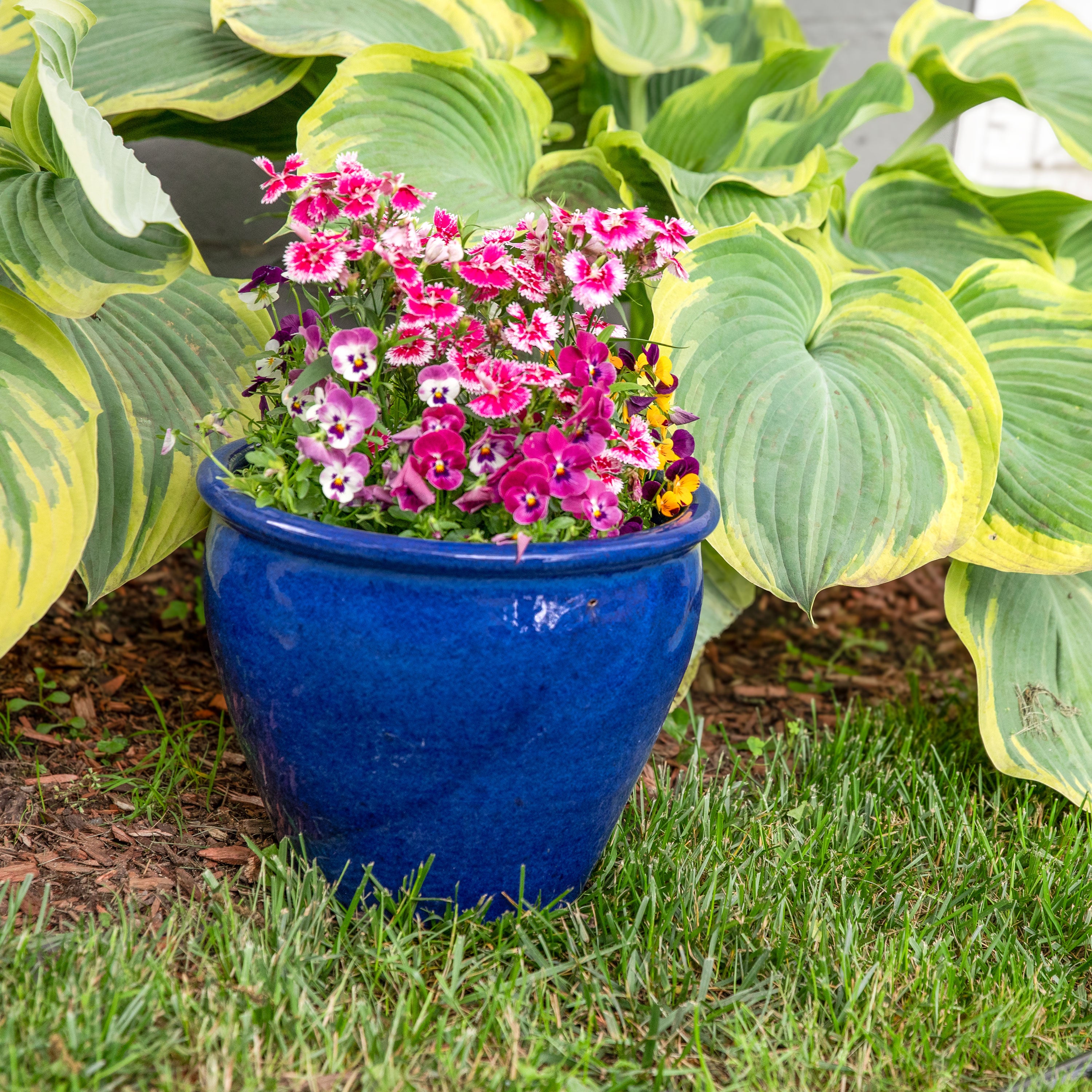 Sunnydaze Chalet Glazed Ceramic Plant Pots with Drainage Holes - Set of 2, Indoor Outdoor Garden Decor for Flowers, Succulents, Herbs - Perfect for Patio, Balcony, and Home Décor