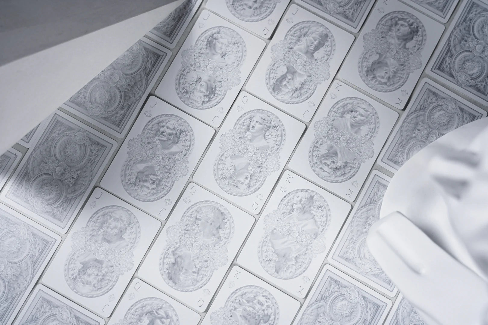 Premium David Playing Cards - Classic Poker Deck for Magic Tricks, Card Games & Collectibles | Ideal for Poker Nights, Magic Shows & Gifts