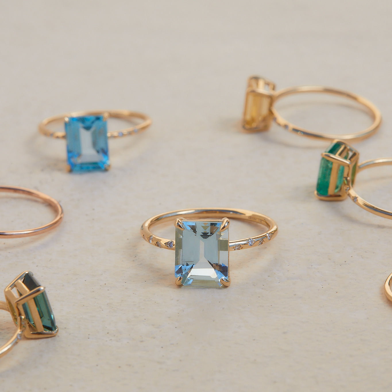 Stunning Large Starry Aquamarine Ring for Women - Elegant Blue Gemstone Jewelry - Perfect for Engagement, Wedding & Special Occasions