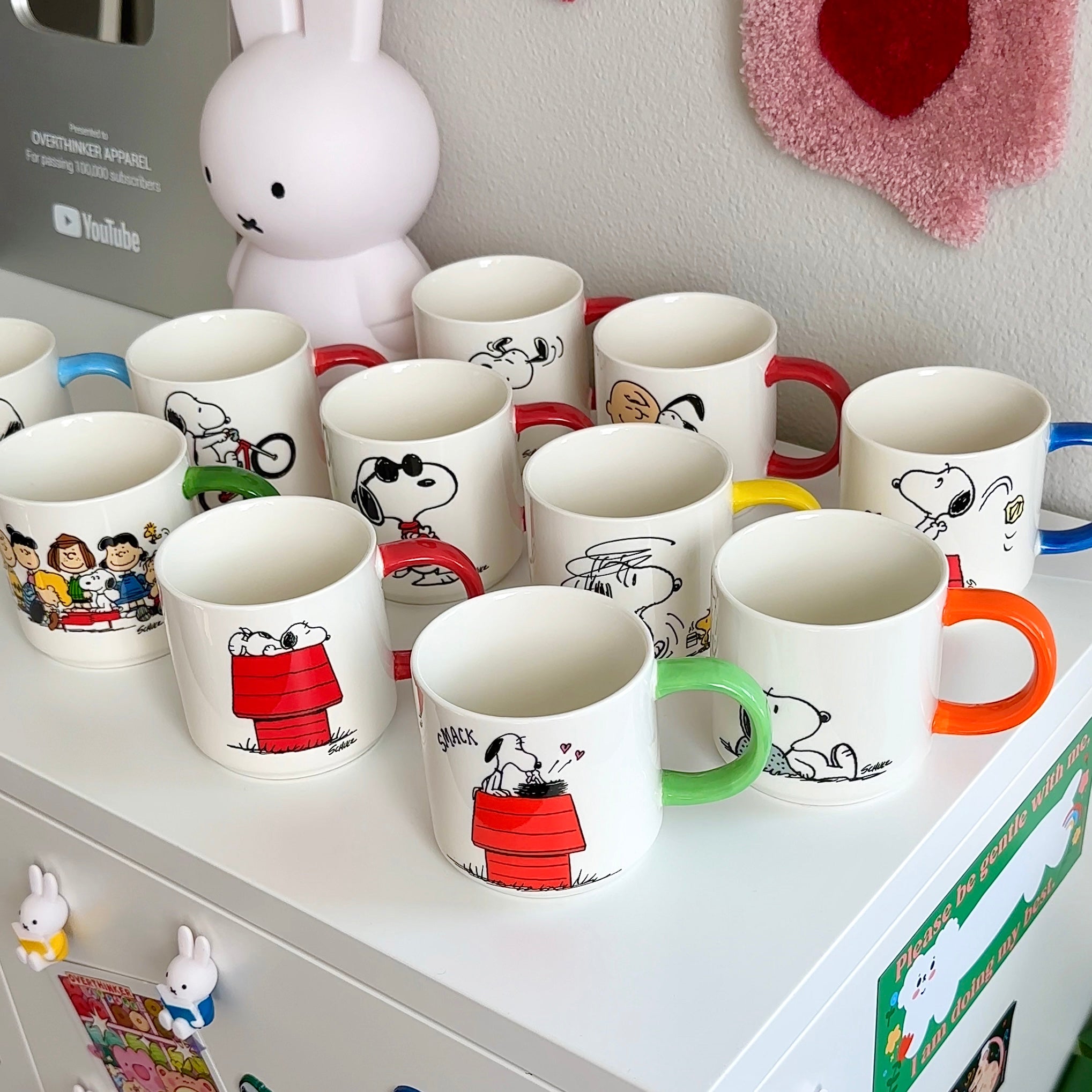 Peanuts® Snoopy 'Be Kind to All Kinds' Ceramic Coffee Mug - Licensed Animal Lover Gift, Cute Wholesome Design for Tea & Hot Drinks - Perfect for Office, Home Use & Gifts