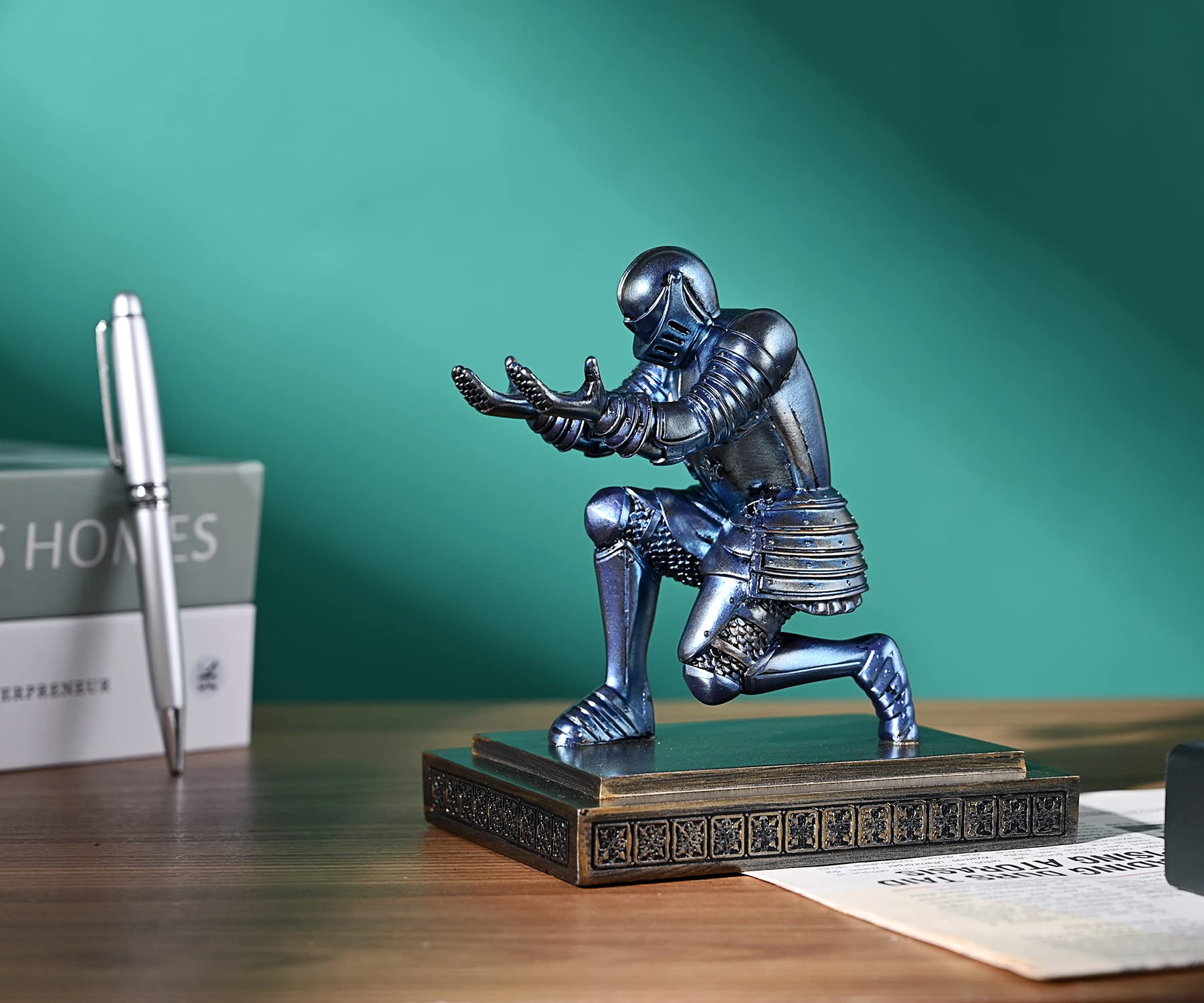 Premium Resin Knight Pen Holder & Desk Organizer - Elegant Pencil Stand with Free Fancy Pen for Office & Home Use - Perfect Gift for Writers & Professionals (Blue) | Ideal for Office Desks, Study Rooms & Gift Giving
