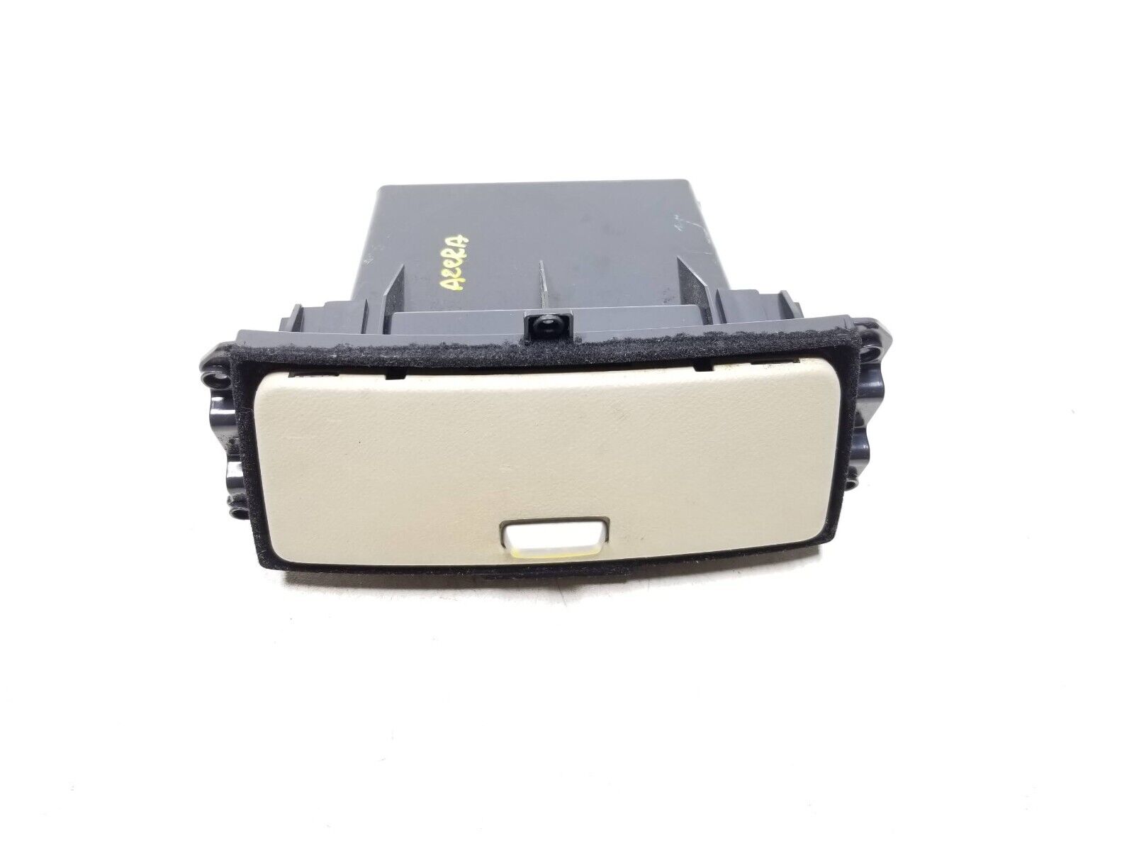 Original Hyundai Azera Center Dash Storage Console Ashtray Compartment OEM 2006-2010 - Perfect for Car Organization & Smoking Accessories Storage