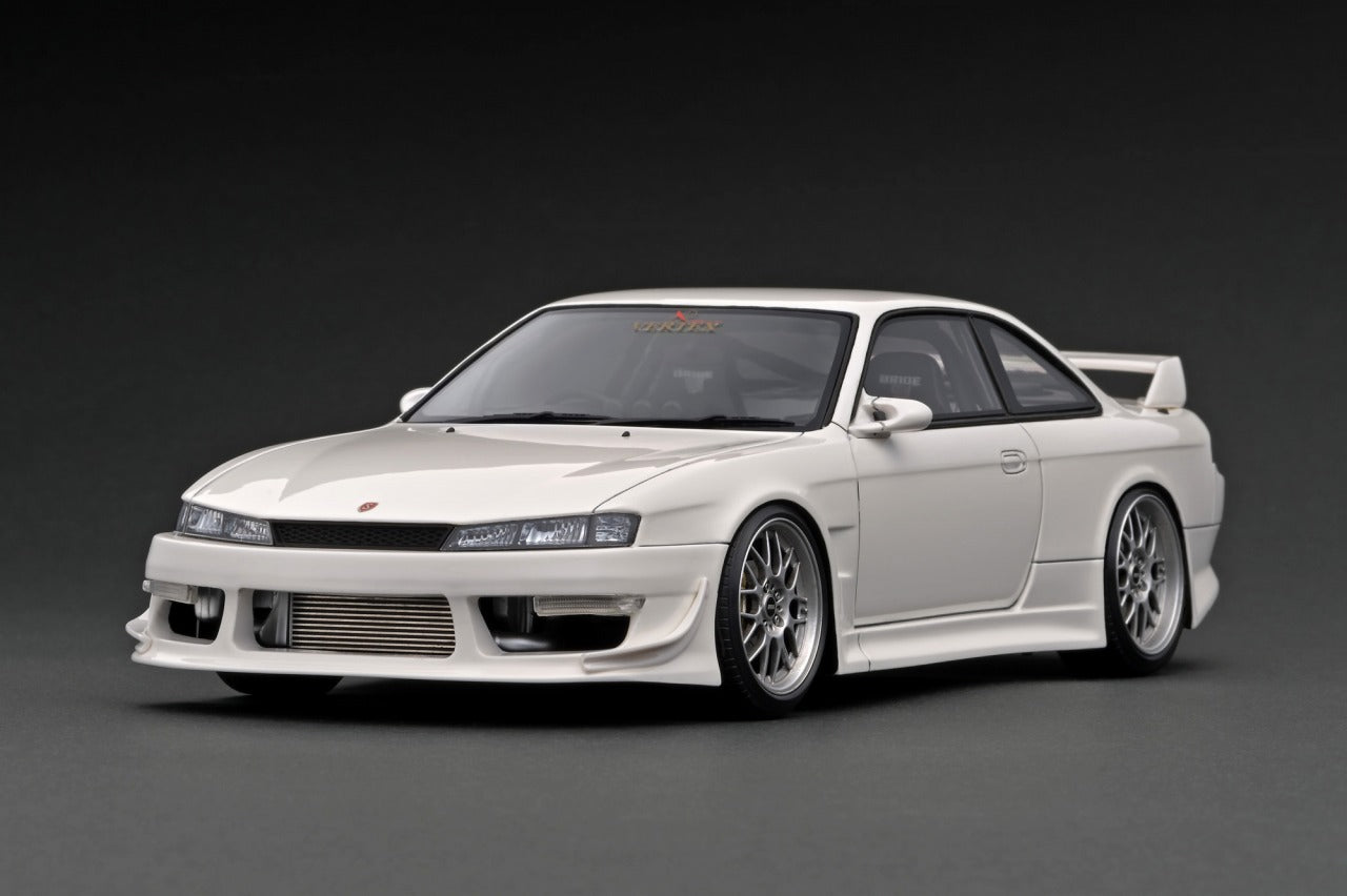 1:18 Scale Nissan Silvia S14 Vertex White Diecast Model Car - Collectible Japanese Drift Car for Display & Racing Enthusiasts - Perfect for Home, Office, or Car Show Decor