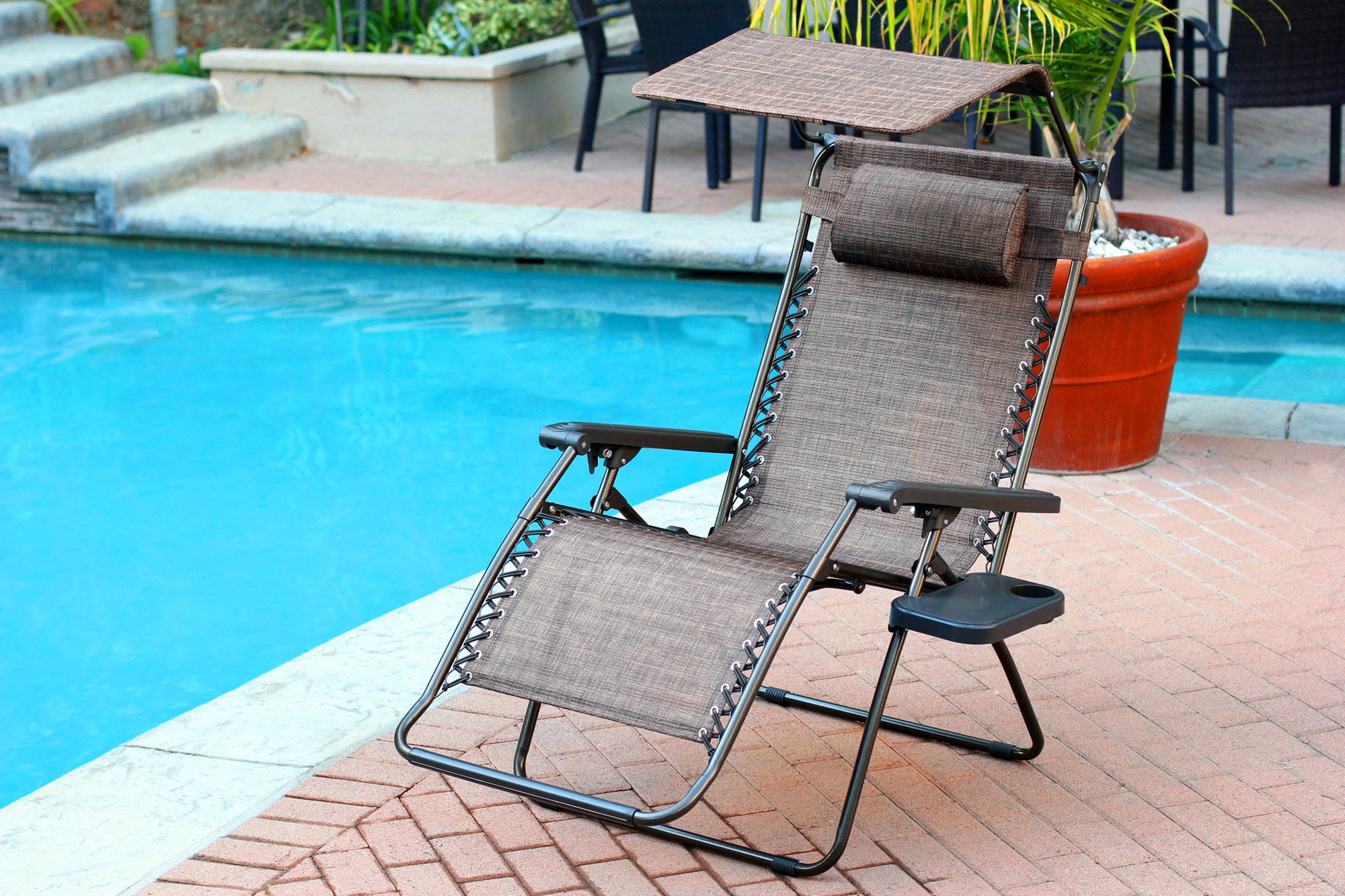Premium Oversized Zero Gravity Recliner Chair with Adjustable Sunshade & Built-in Drink Holder - Comfortable Outdoor Patio Lounge Chair for Pool, Beach, Camping & Backyard Relaxation - Durable Brown Mesh Fabric