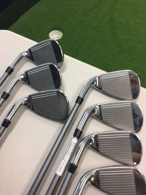 Callaway Mavrik 5-PW AW Golf Iron Set with Graphite Shafts - Demo Clubs for Men | Perfect for Driving Range Practice & Course Play