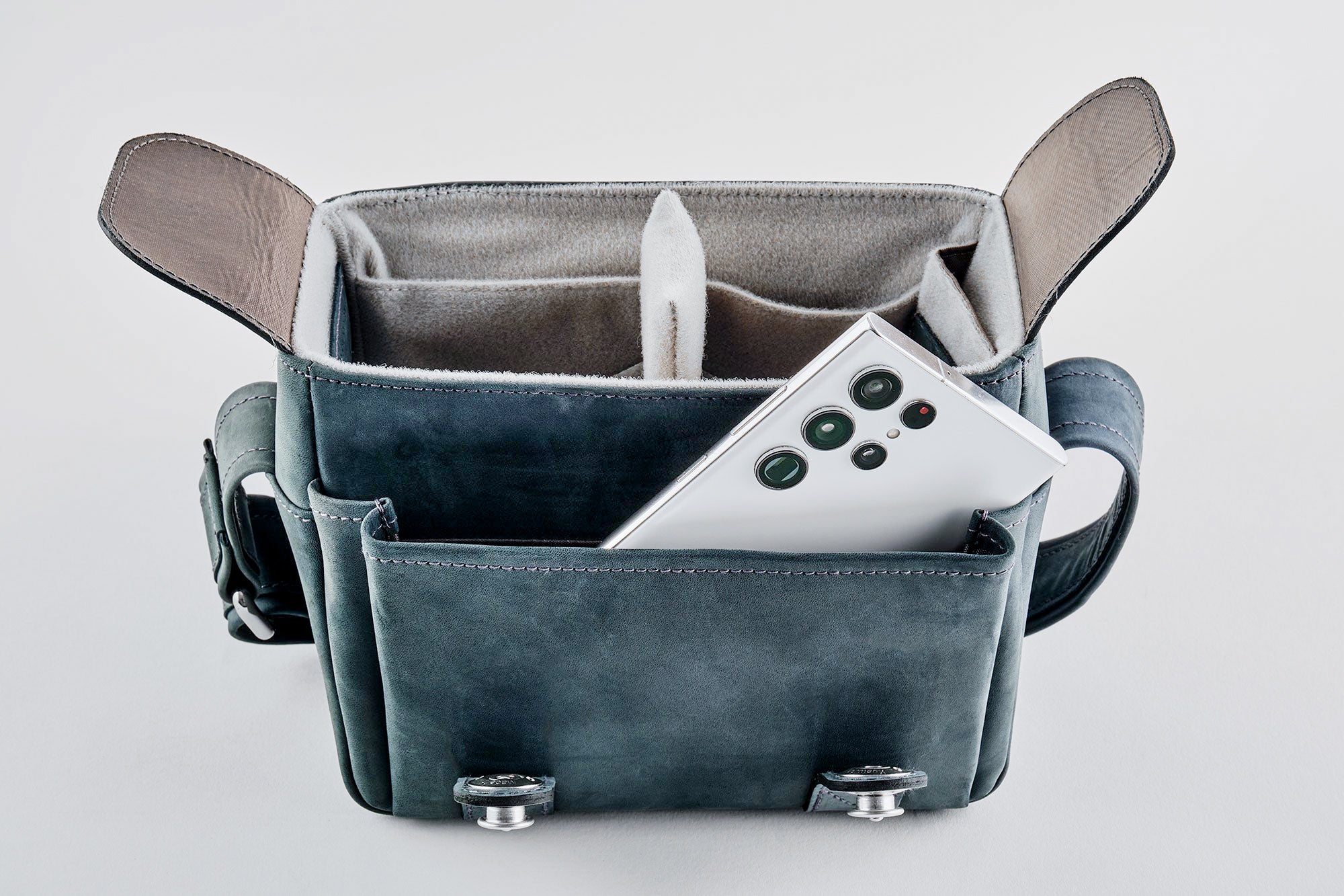 Oberwerth The Q Genuine Leather Camera Bag - Midnight Blue with Gray Lining | DSLR & Mirrorless Camera Case | Perfect for Photographers & Travel Enthusiasts