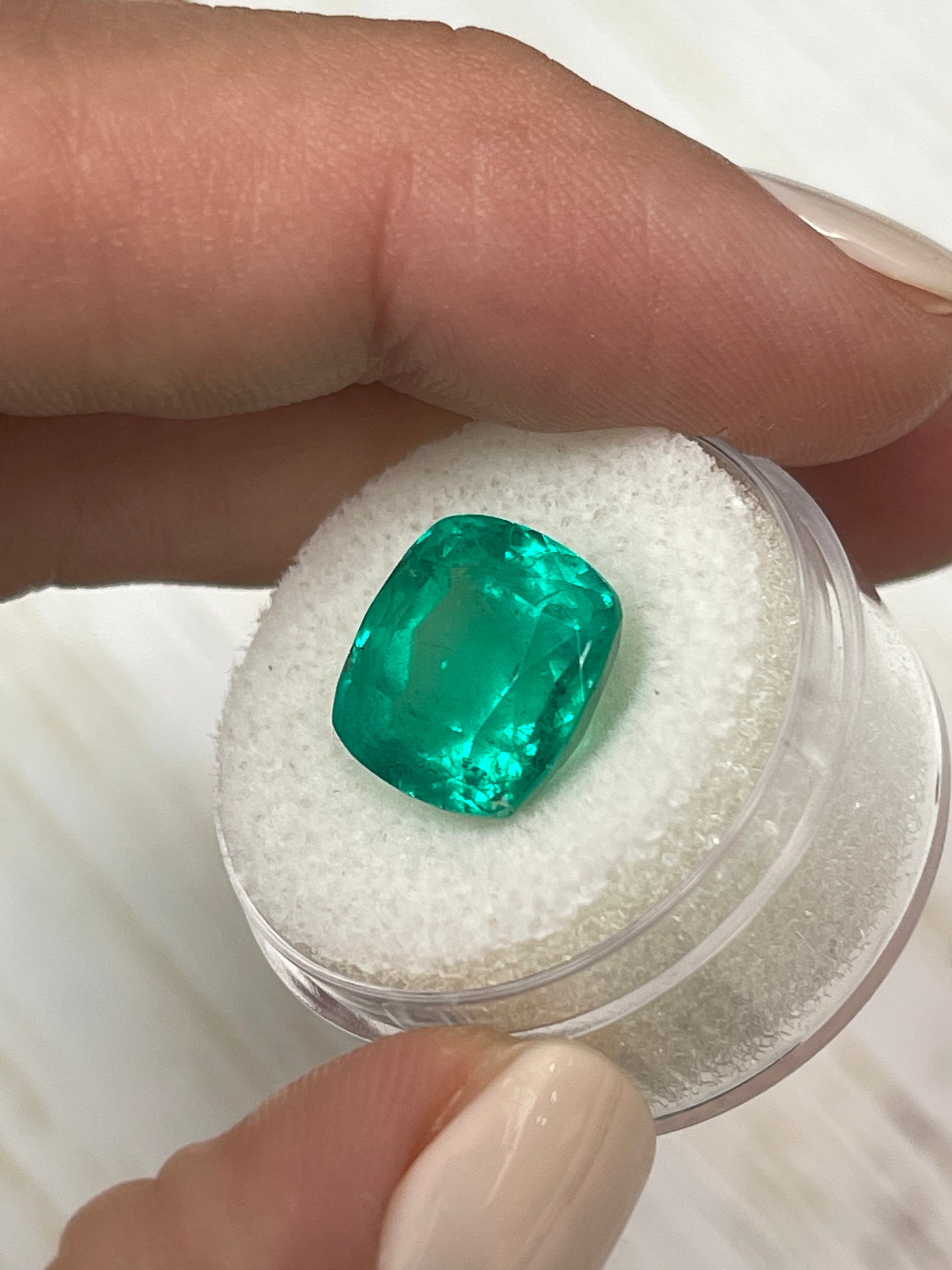 7.98 Carat Vivid Bluish Green Natural Colombian Emerald - 12x12mm Rounded Cushion Cut Loose Gemstone for Jewelry Making & Engagement Rings