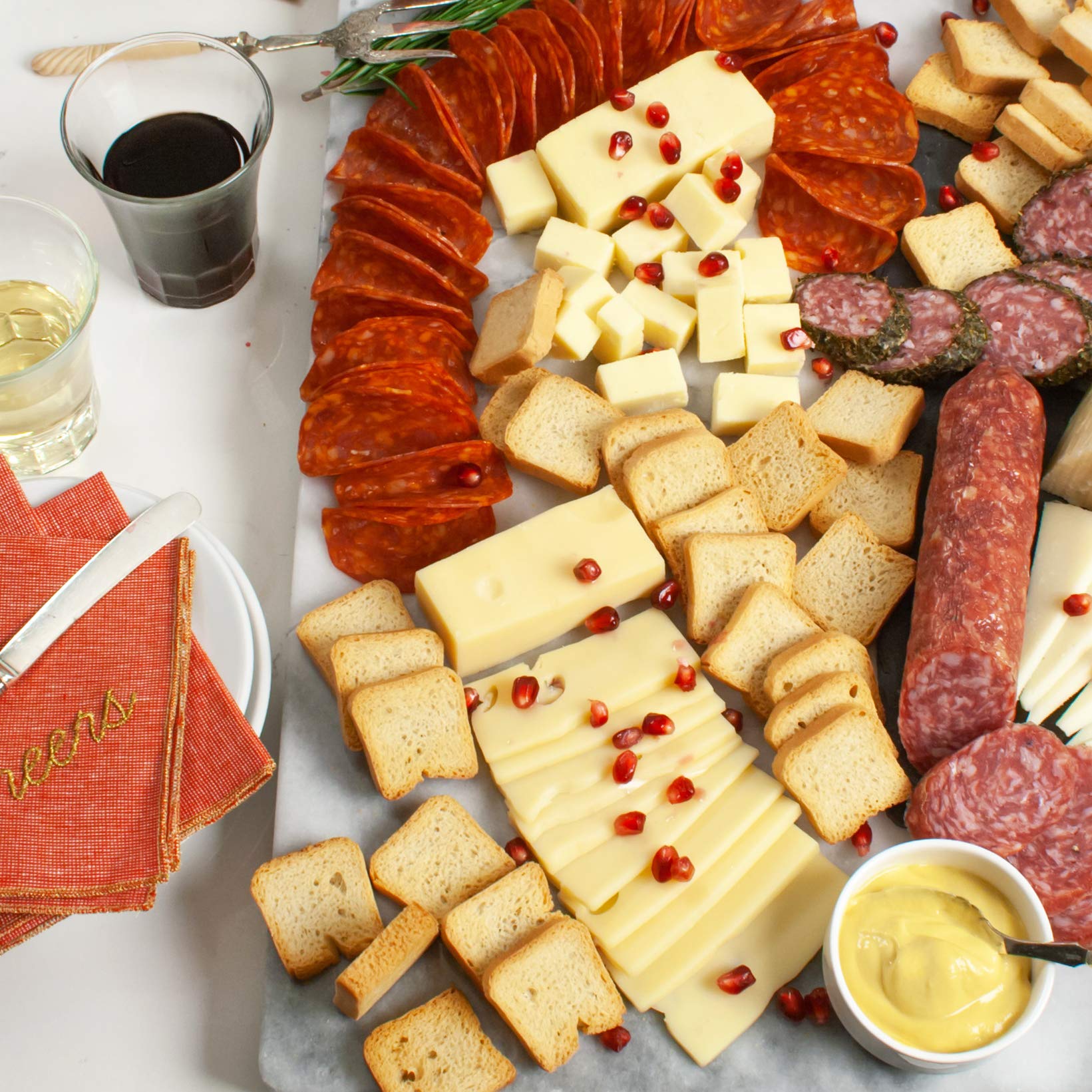 Premium Swiss Cheese Fondue Set in Elegant Gift Box - Includes Chef's Fondue Recipe - Blend of Emmentaler, Gruyere & Appenzeller Cheeses - Perfect for Romantic Dinners, Holiday Parties & Family Gatherings