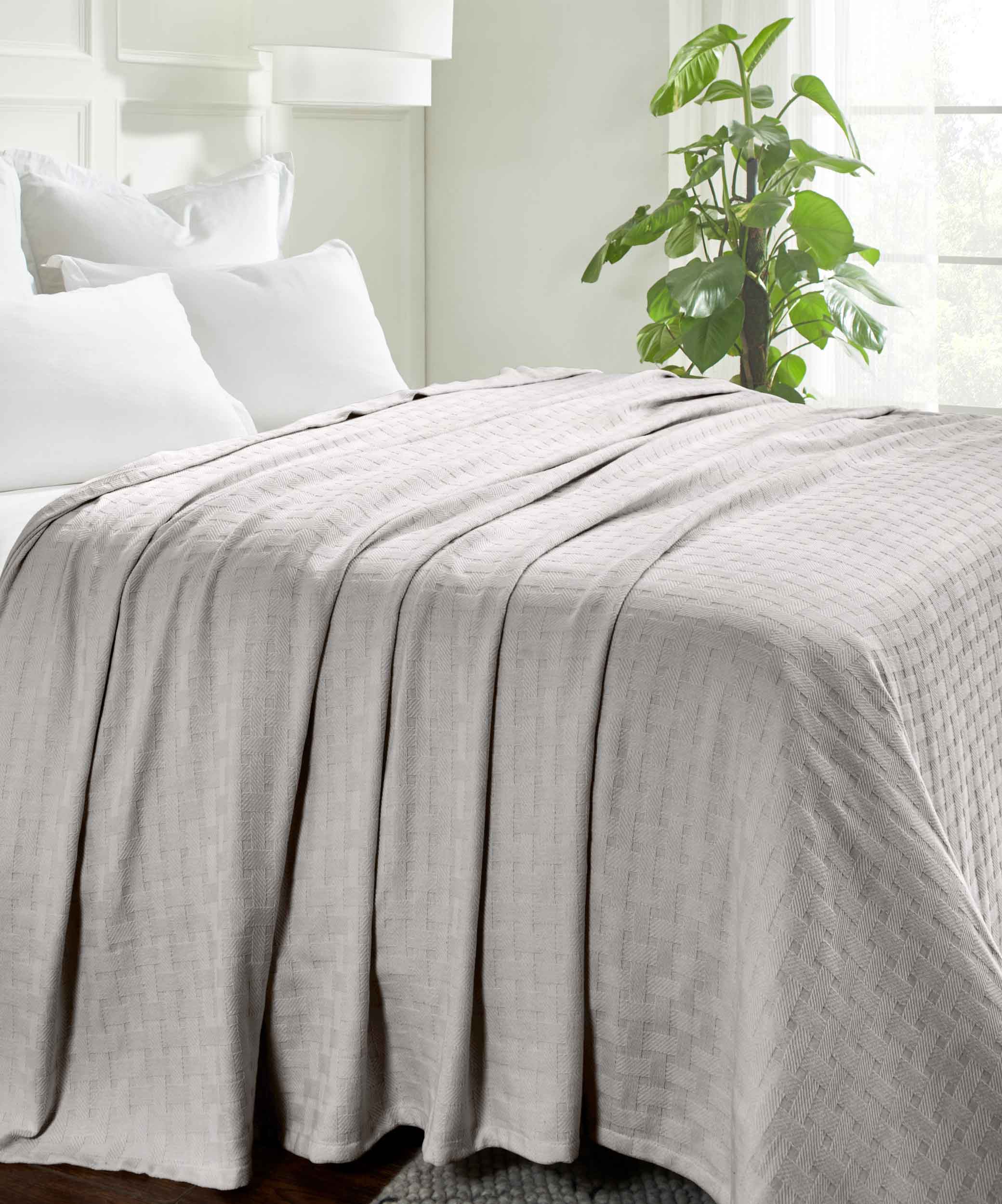 Soft Basketweave All-Season Cotton Bed Blanket & Sofa Throw - Lightweight Breathable Blanket for Bedroom, Living Room, Travel and Outdoor Use