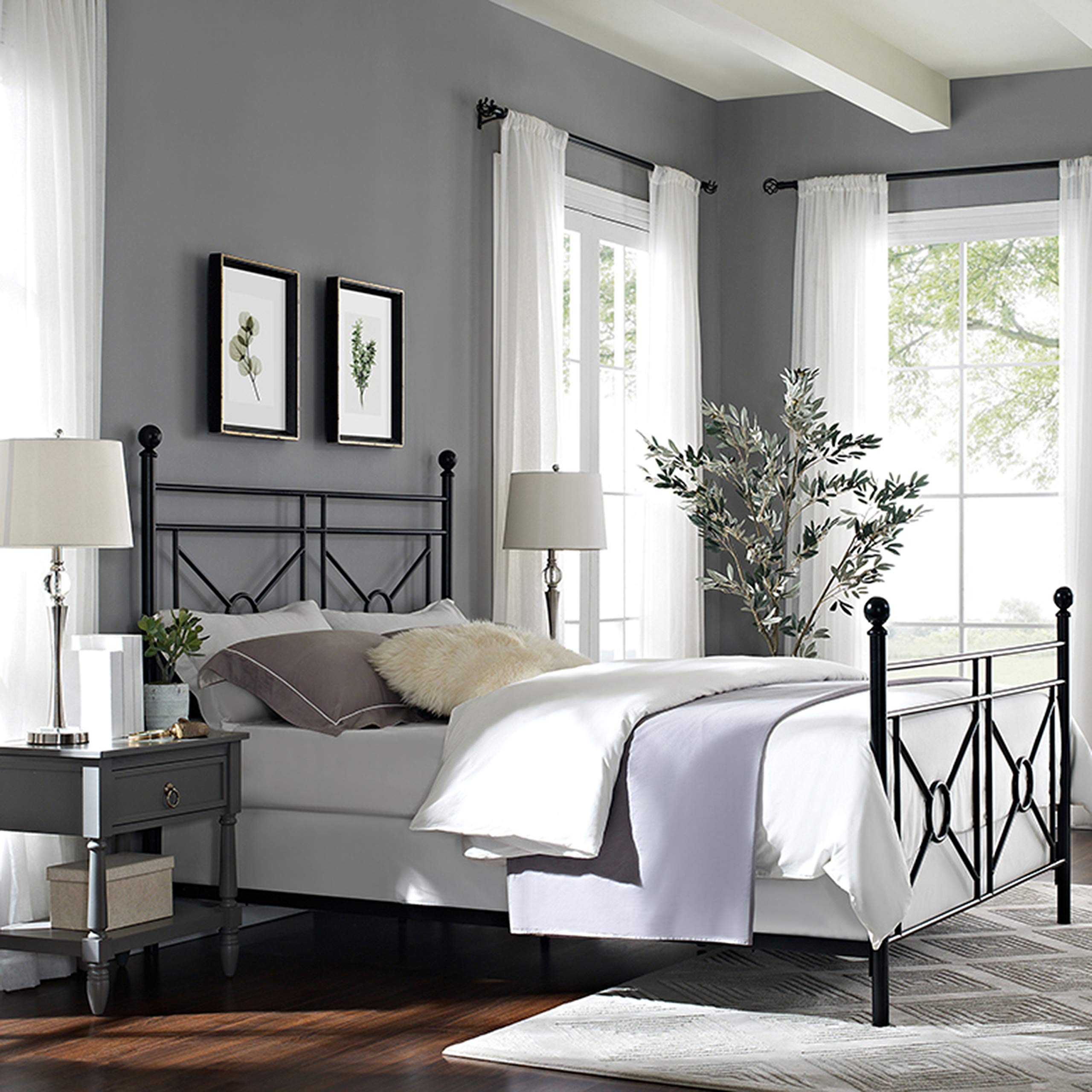 Crosley Montgomery Queen Size Bed Frame Set in Black - Modern Bedroom Furniture for Master & Guest Rooms