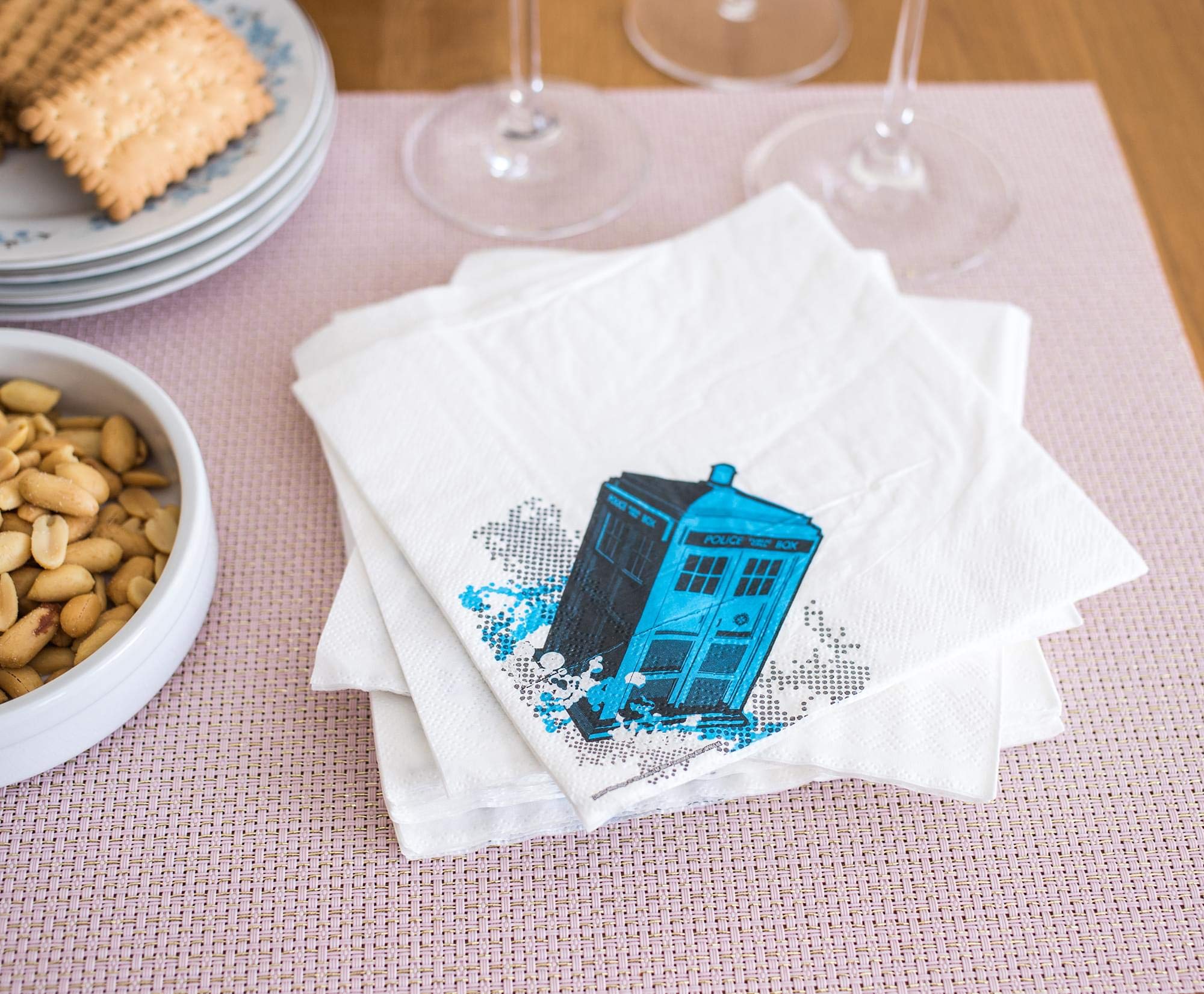 Doctor Who TARDIS Anthony Dry Napkin Set | Officially Licensed Collectible | Perfect for Sci-Fi Fans, Themed Parties & Doctor Who Merchandise Collectors