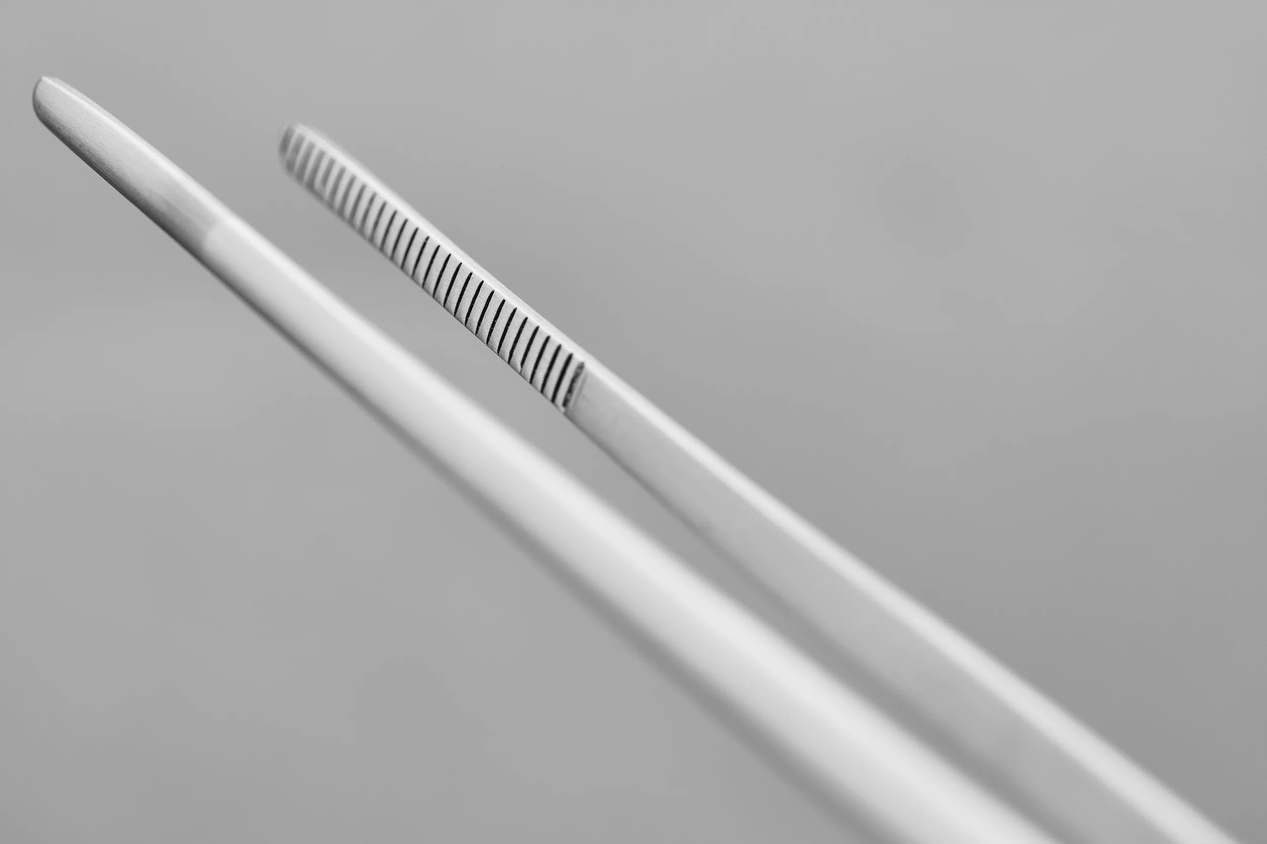 Wusthof 8-Inch Offset Plating Tweezers - Professional Stainless Steel Kitchen Tweezers for Fine Dining, Garnishing & Plating - Perfect for Chefs, Bartenders & Home Cooks