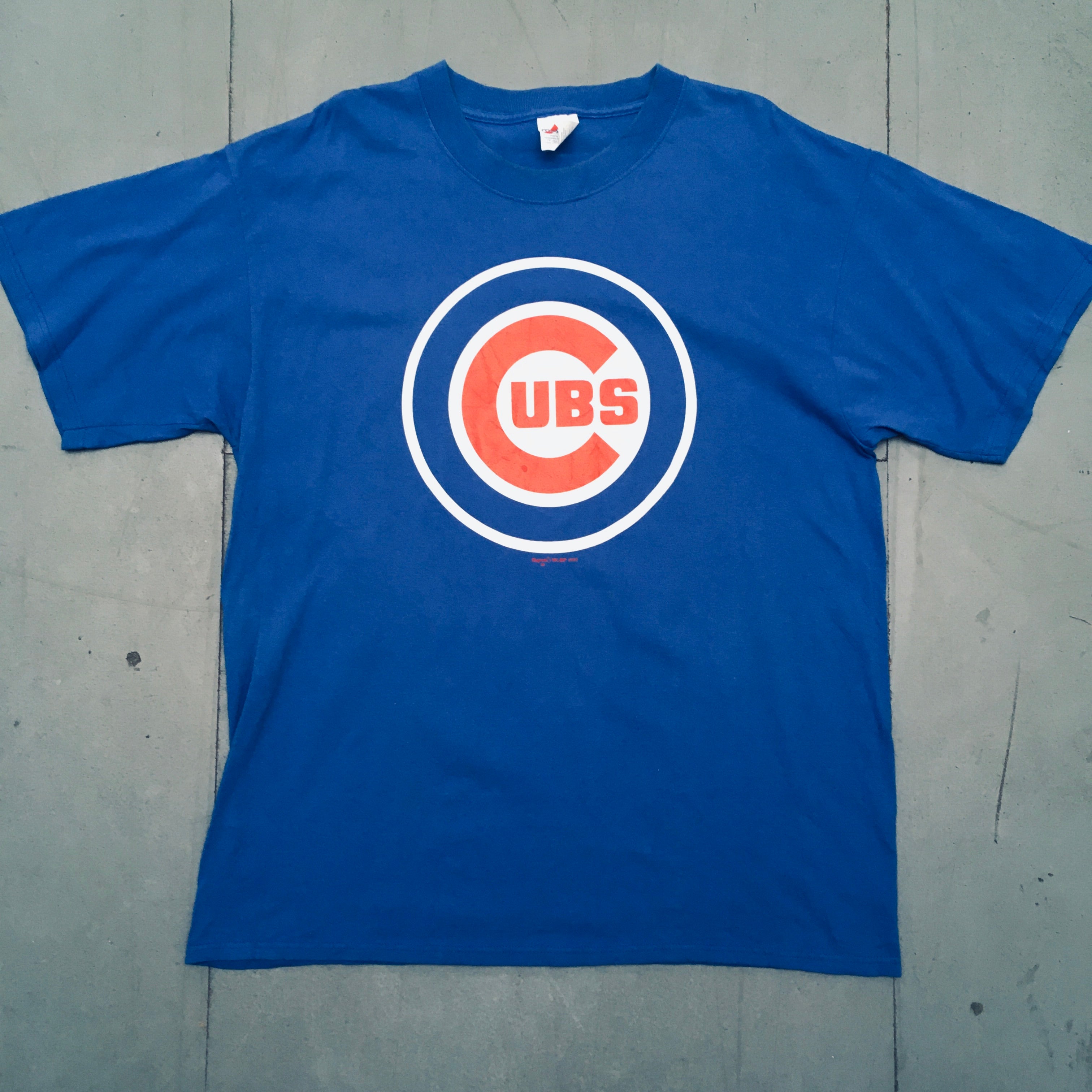 Chicago Cubs 2003 Logo Majestic T-Shirt for Men - XL Size - Vintage Baseball Tee for Fans, Casual Wear & Game Day Outfits
