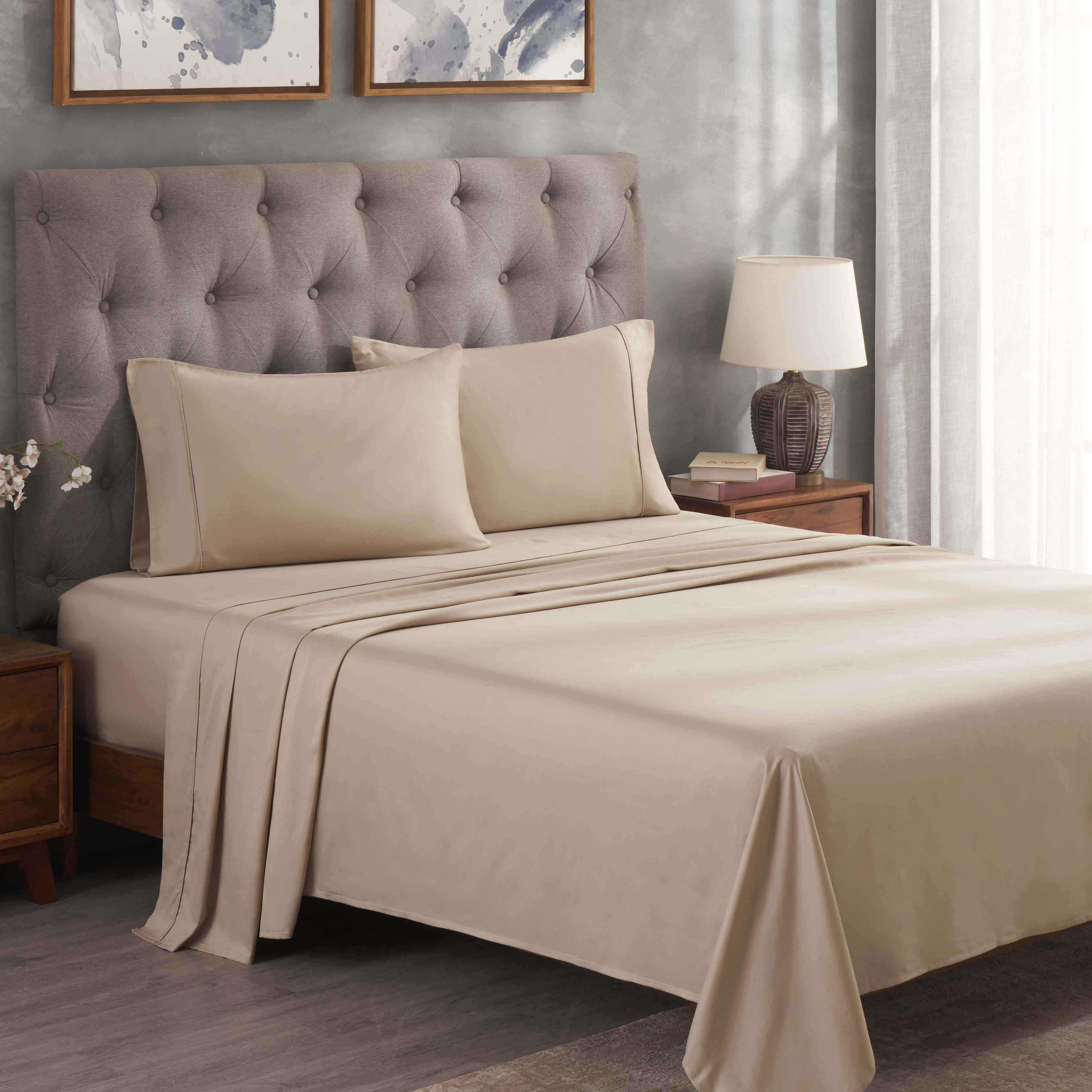Premium 300 Thread Count Egyptian Cotton Bed Sheet Set - Soft, Breathable & Durable for Ultimate Comfort - Perfect for Luxury Bedrooms & Hotels