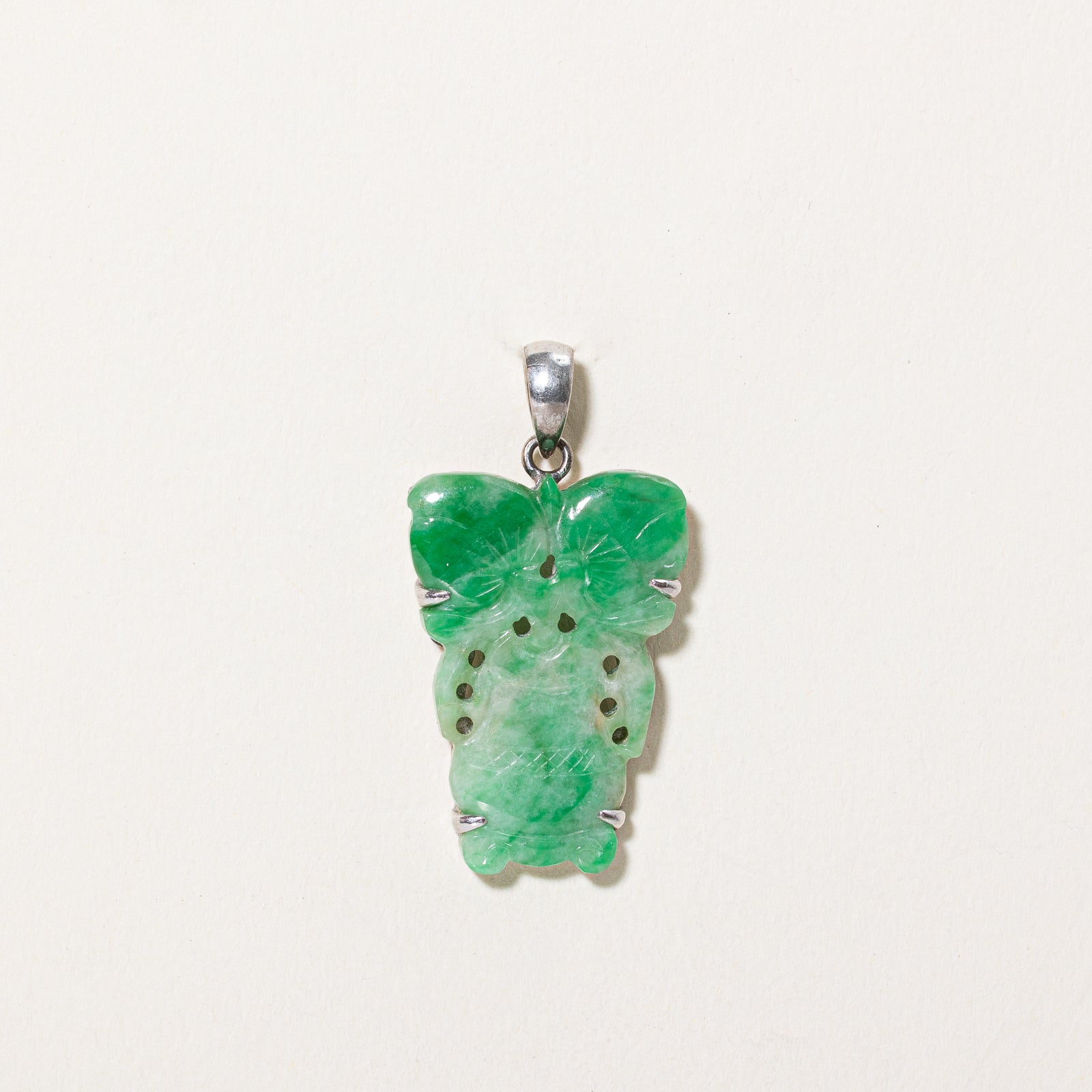 Exquisite 8.50ct Carved Floral Jadeite Pendant Necklace | Natural Green Jade Jewelry for Women | Perfect Gift for Birthday, Anniversary & Special Occasions
