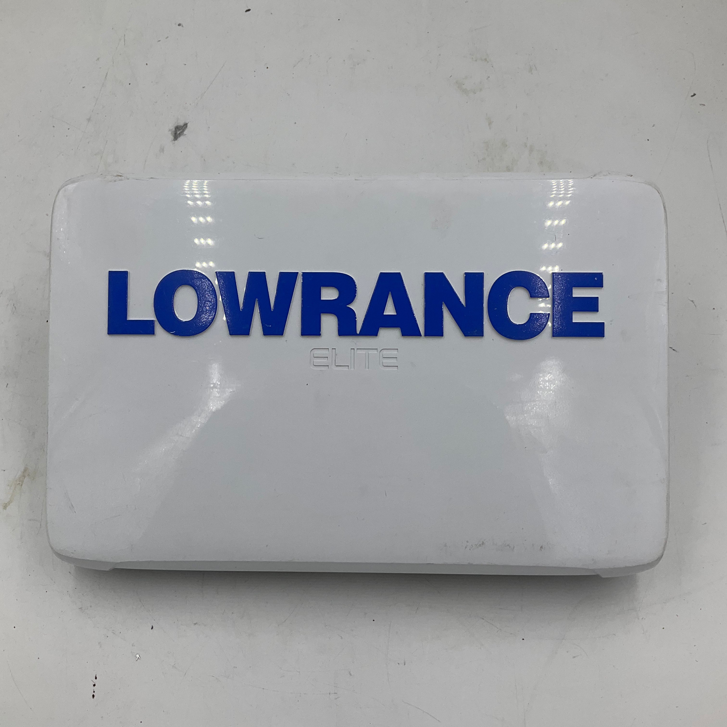 Lowrance Elite 12 Ti2 Fish Finder with CHIRP Sonar & Active Imaging - High-Definition GPS Chartplotter for Offshore & Freshwater Fishing Boats