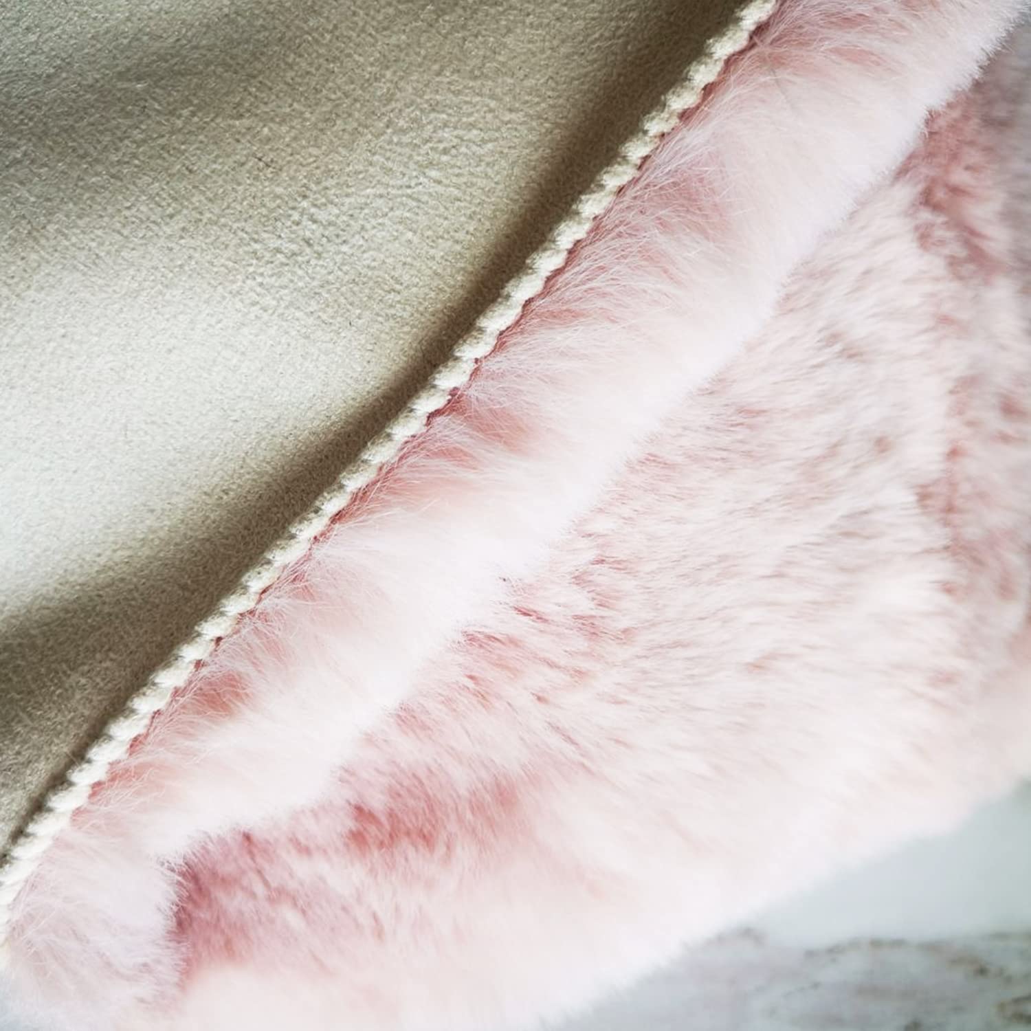 Ghouse Ultra Soft Faux Rabbit Fur Rug 5x8 Feet - Machine Washable Fluffy Area Rug for Bedroom & Living Room - Non-Shedding Pink Sheepskin Carpet - Perfect for Cozy Home Decor, Nursery & Pet-Friendly Spaces