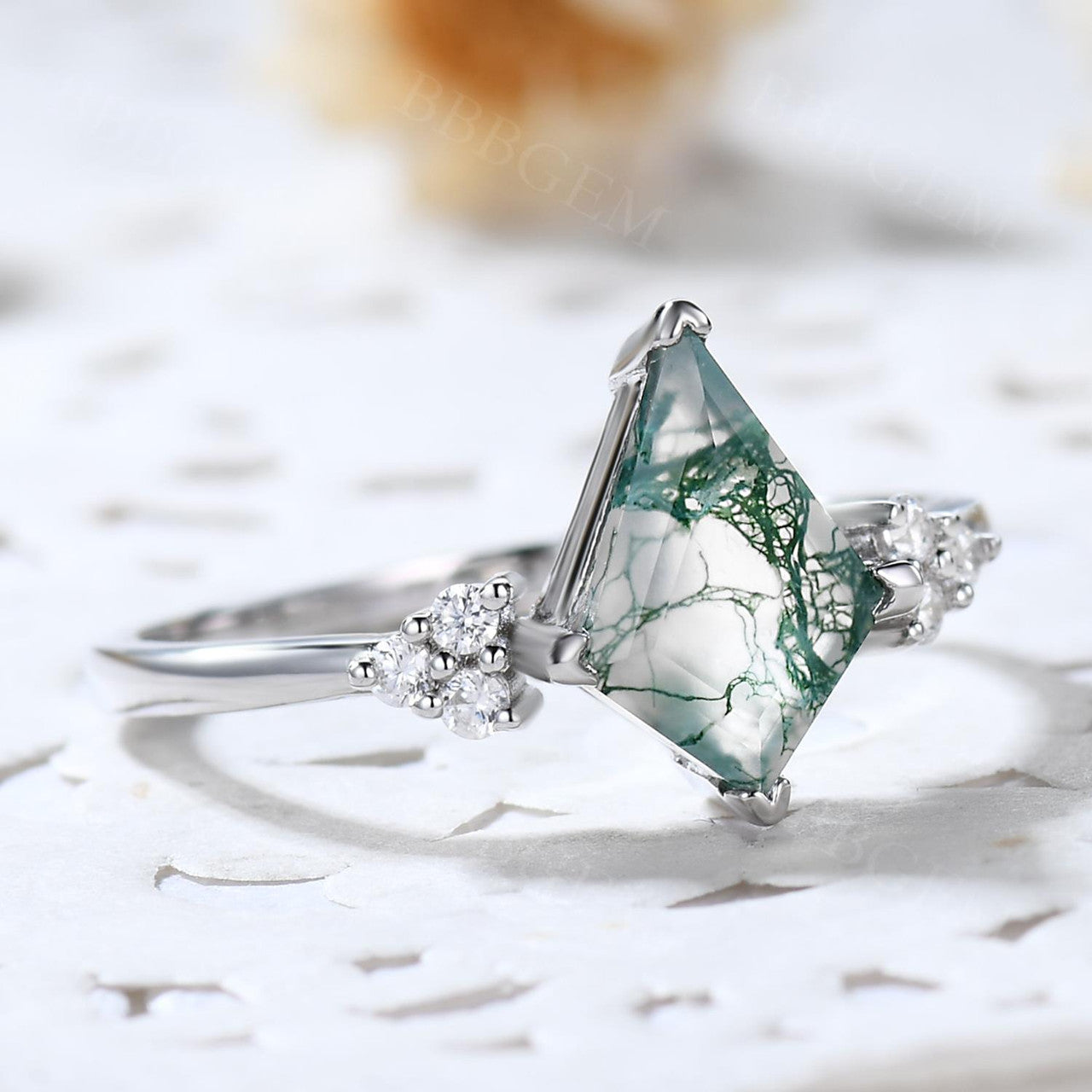 Vintage Kite-Shaped Natural Moss Agate & Diamond Engagement Ring in 14K White Gold - Perfect for Romantic Proposals, Anniversaries & Unique Bridal Jewelry