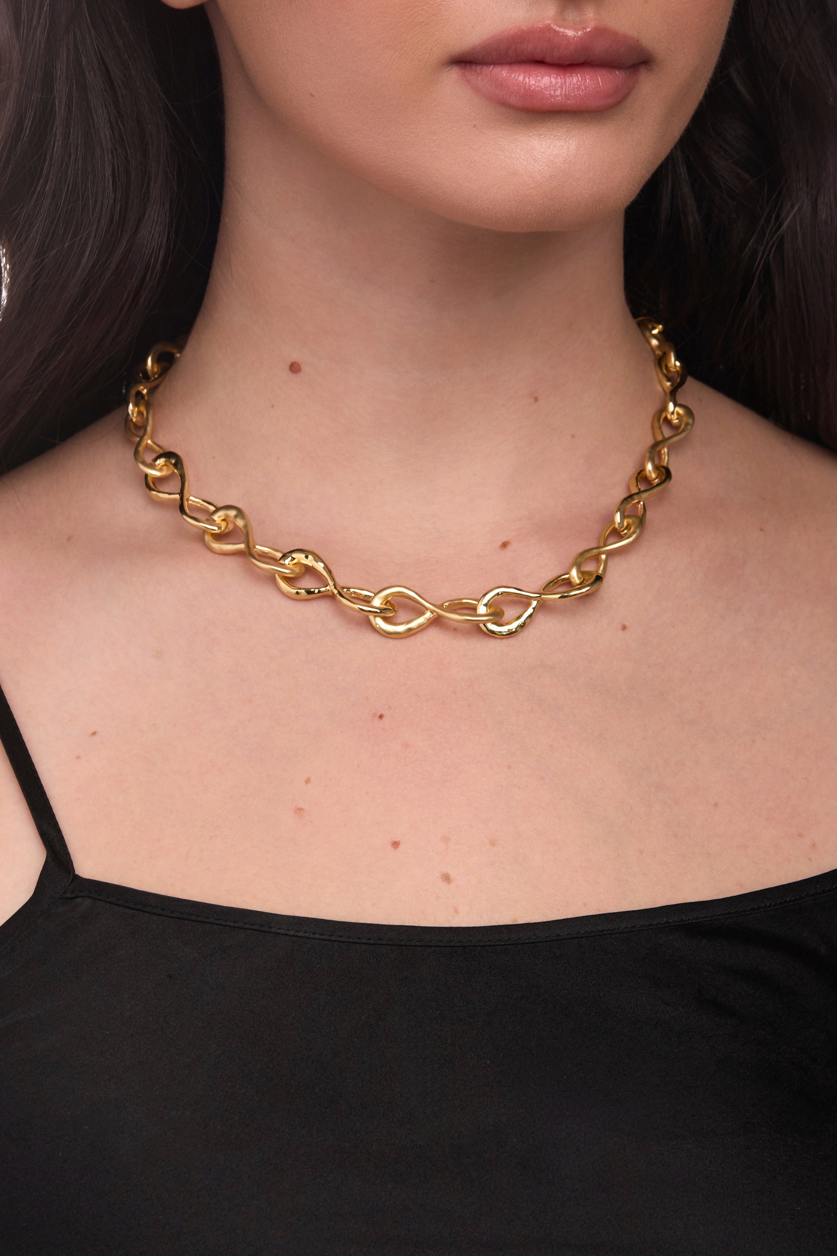 Infinity Link Collar Necklace for Women - Elegant Gold Plated Chain Choker - Perfect for Date Night, Wedding & Special Occasions