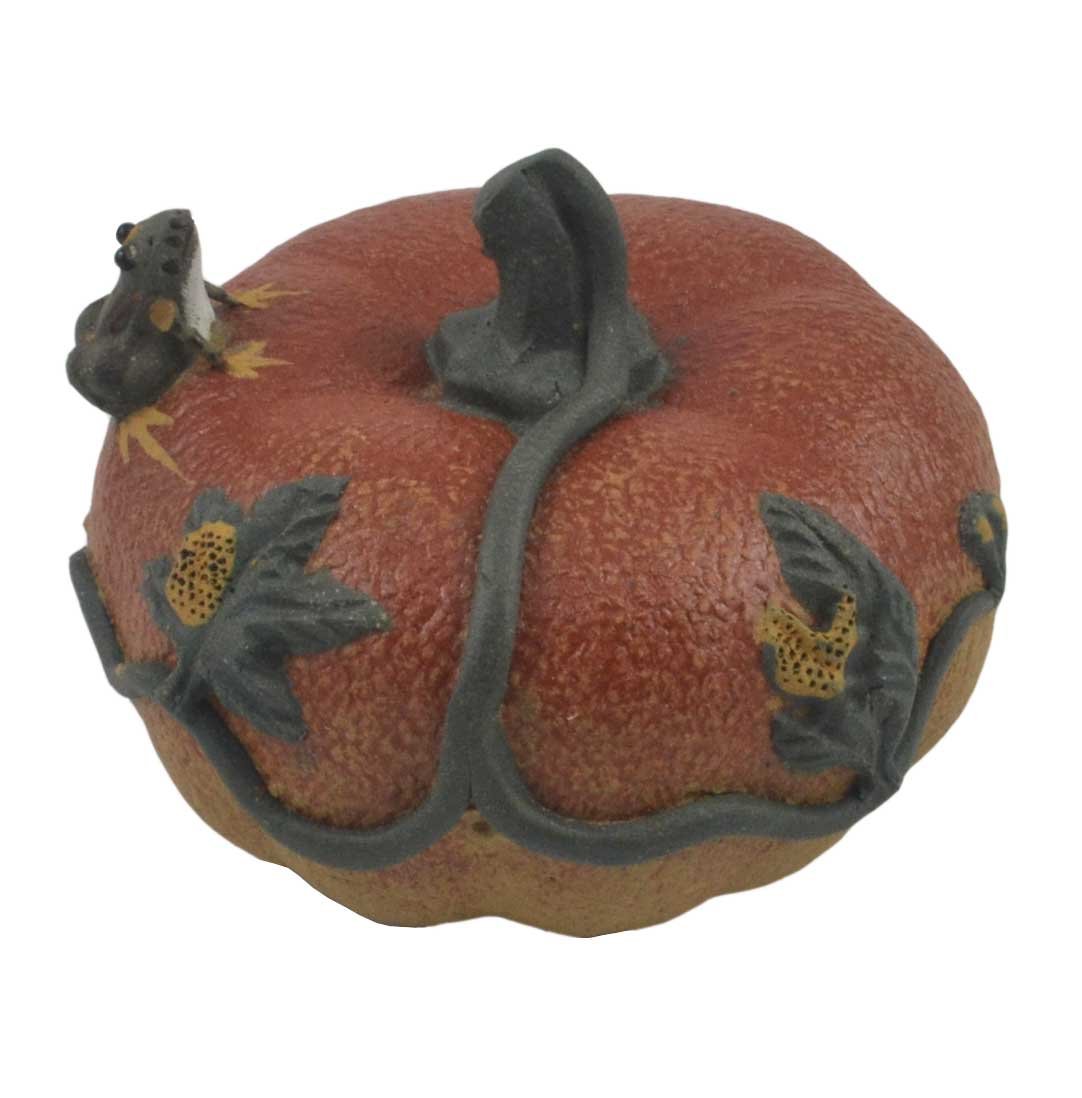 Handmade Chinese Purple Clay (Zi Sha) Tea Pet - Pumpkin Shaped Gongfu Tea Tray Accessory, Perfect Gift for Tea Lovers | Enhance Your Tea Ceremony with Traditional Charm