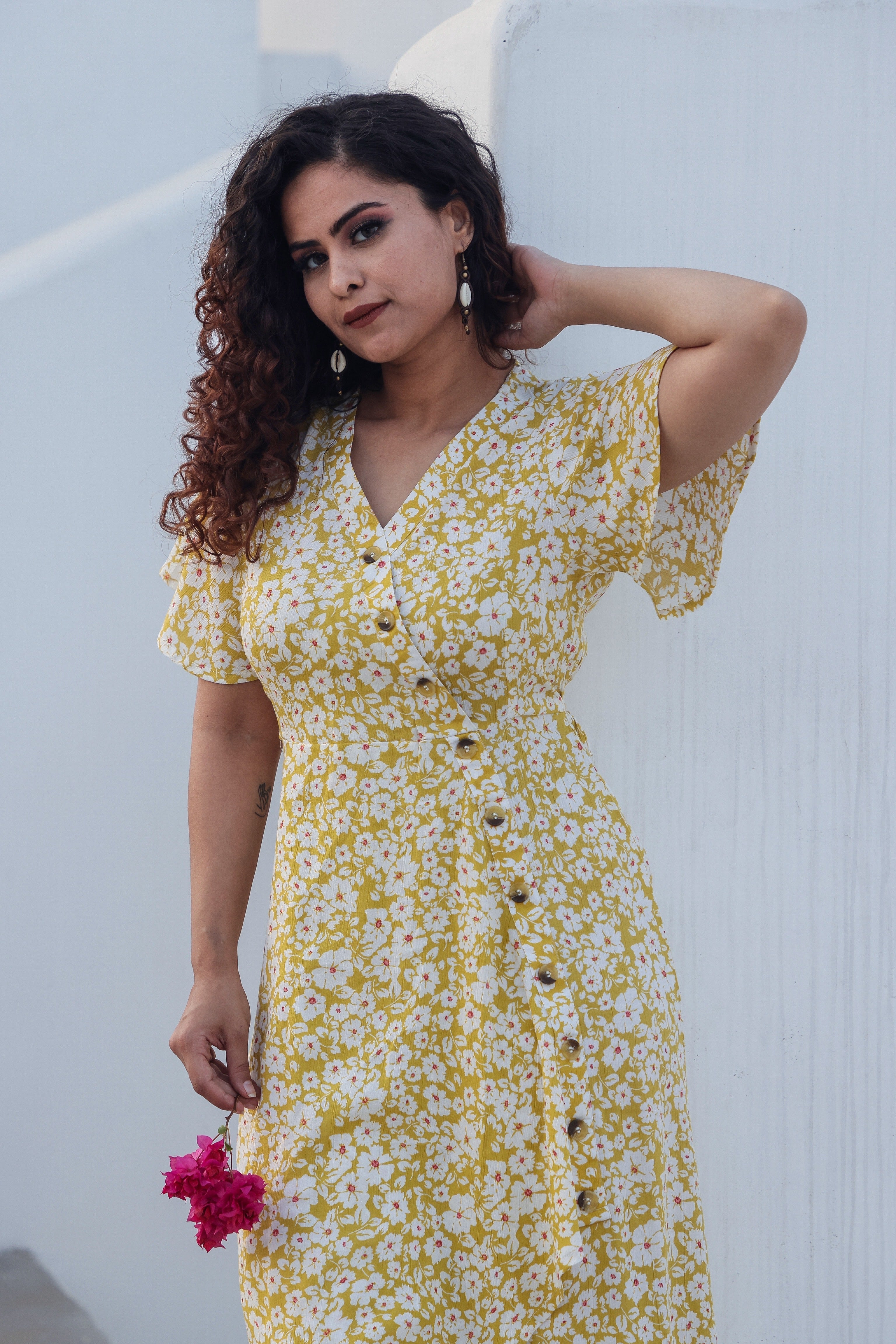 Stylish Yellow Printed Midi Dress for Women - Floral Summer Casual Dress with Pockets | Perfect for Beach Vacations, Date Nights & Outdoor Parties
