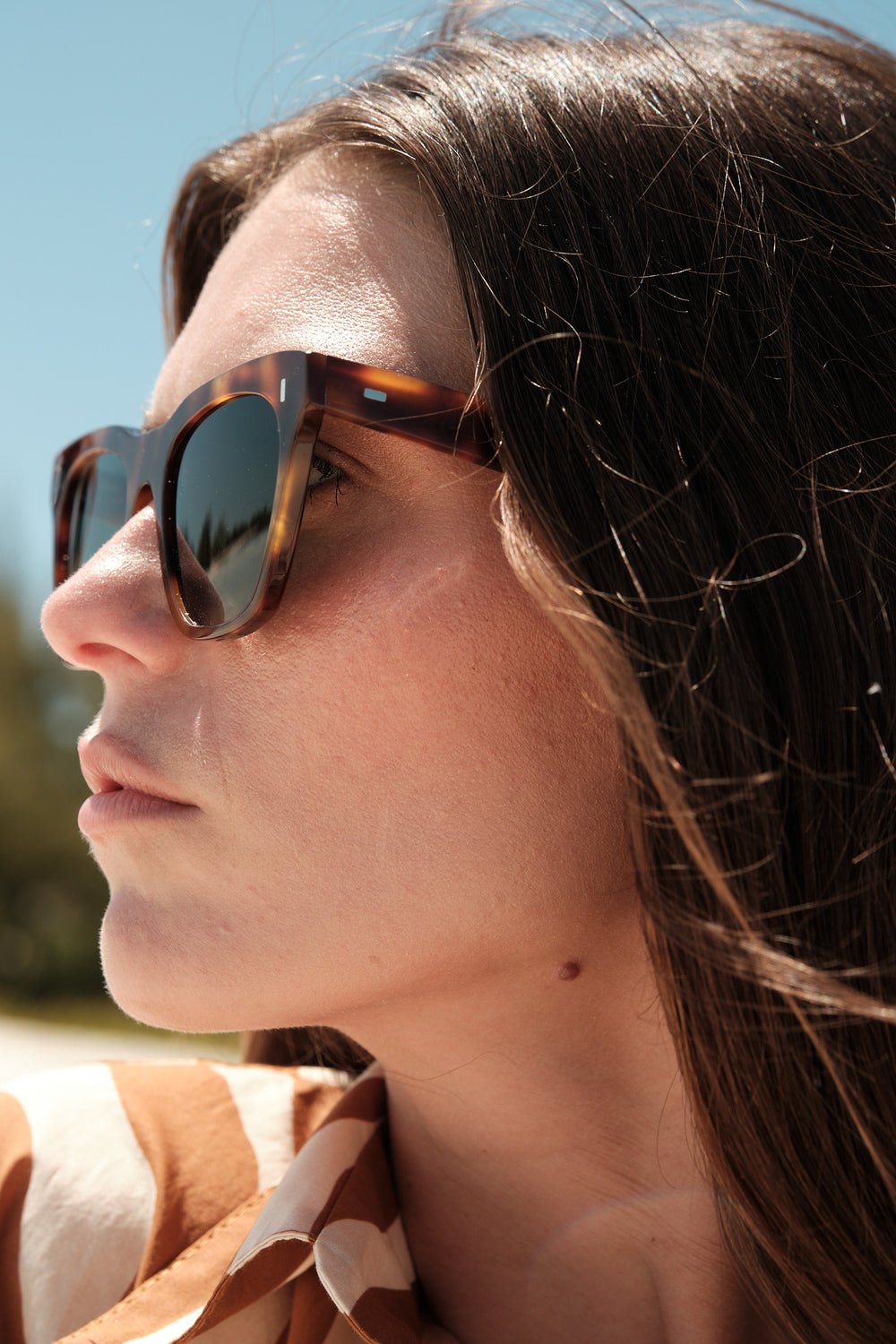 Stylish Pyramid Of The Sun Sunglasses for Men & Women - UV Protection Polarized Aviator Shades - Perfect for Beach, Driving & Outdoor Activities