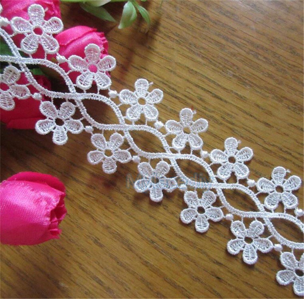 5 Meters Vintage Style Double Row Lace Trim Ribbon - 4.7cm Wide Off-White Embroidered Fabric for Wedding Dresses, Bridal Gowns, DIY Clothing & Home Decor (Sewing, Crafts, Embellishment) - Perfect for Dress Edging, Scarf Making, Table Runners and Gift Wrapping