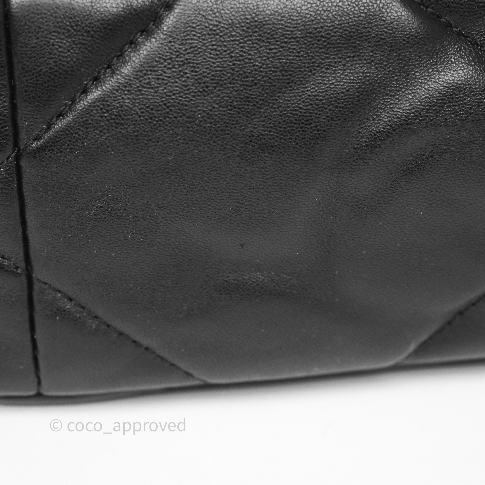 Chanel 19 Small Black Leather Flap Bag with Mixed Gold & Silver Hardware - Luxury Designer Handbag for Women, Perfect for Evening Events & Date Nights