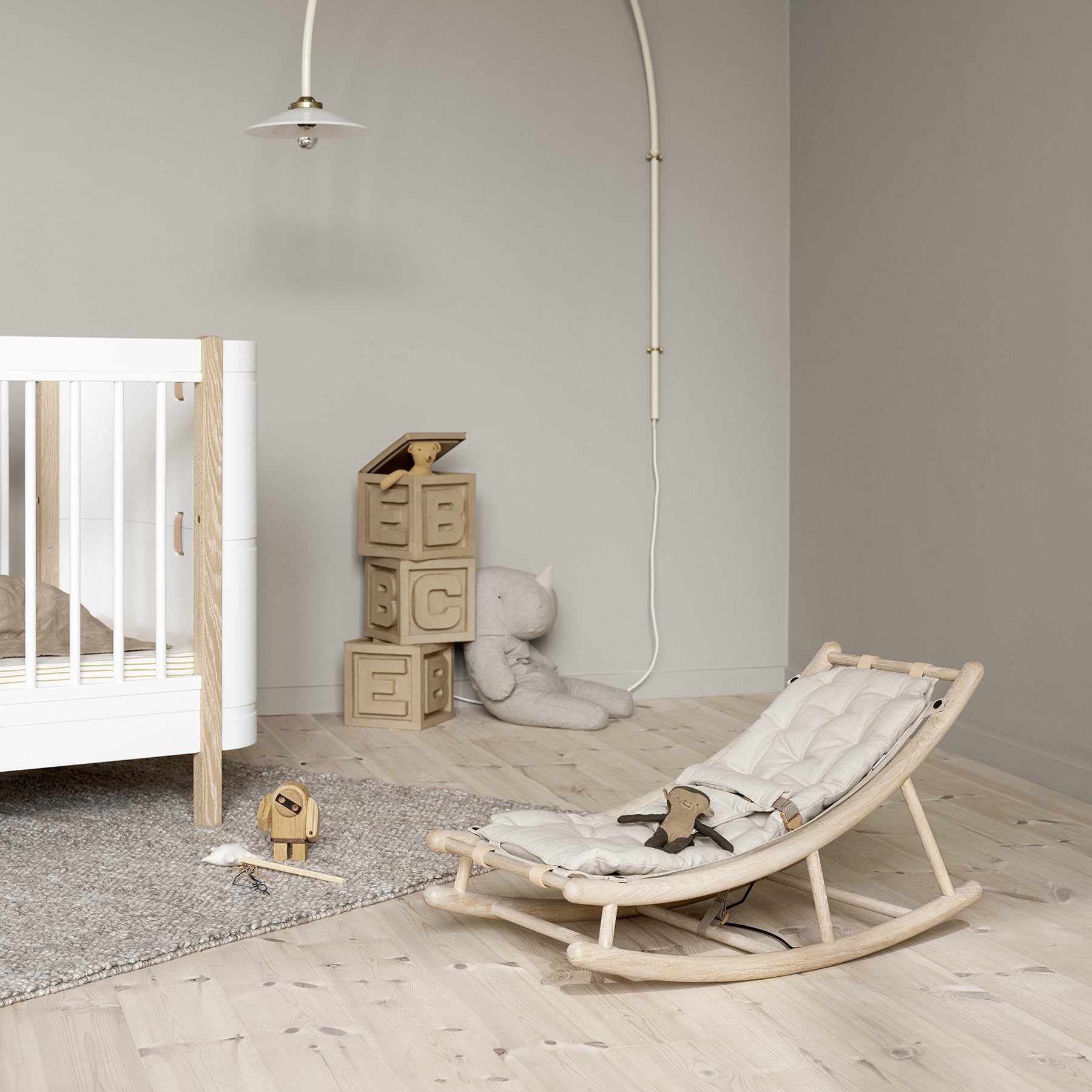 OLIVER FURNITURE Solid Oak Wood Baby Rocker Chair - Natural Wooden Nursery Rocking Chair for Infants & Toddlers - Perfect for Bedroom, Nursery, or Living Room