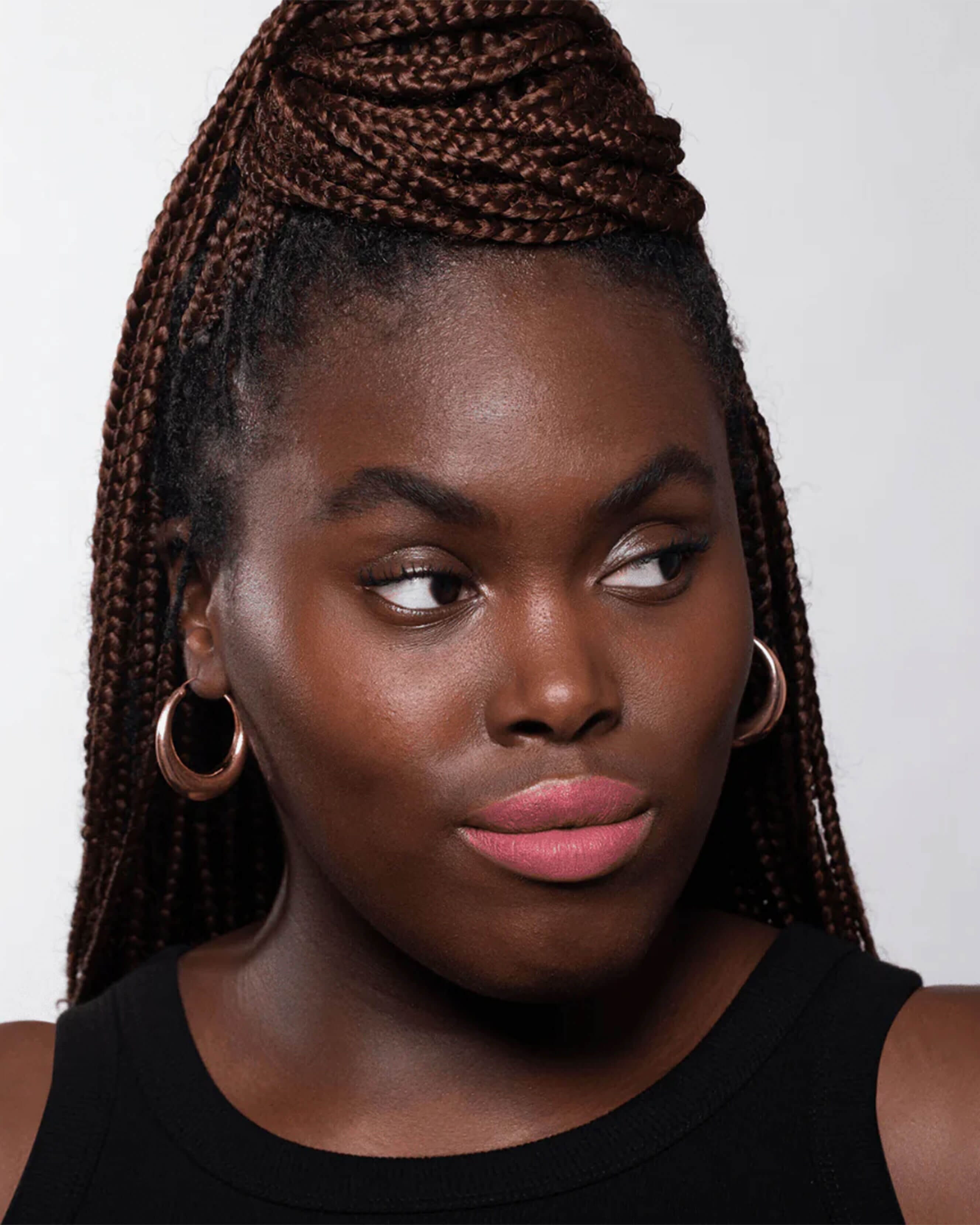 Long-Lasting Matte Lipstick - Waterproof & Smudge-Proof Lip Color for All-Day Wear - Perfect for Work, Date Night, and Special Occasions
