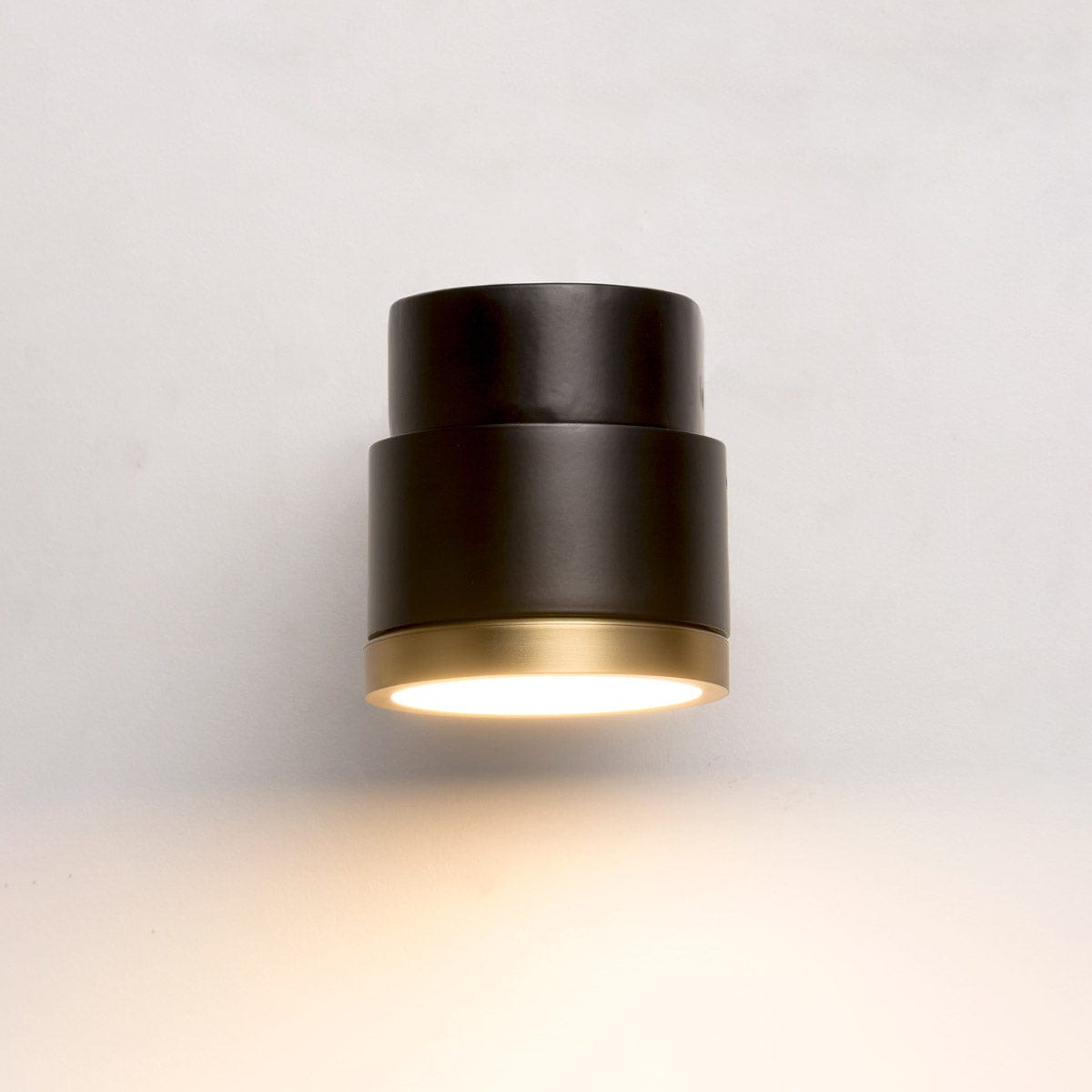 FULCRO Adjustable LED Wall Light - Dimmable Modern Sconce for Bedroom, Living Room & Hallway Lighting - Energy Efficient Indoor Wall Lamp